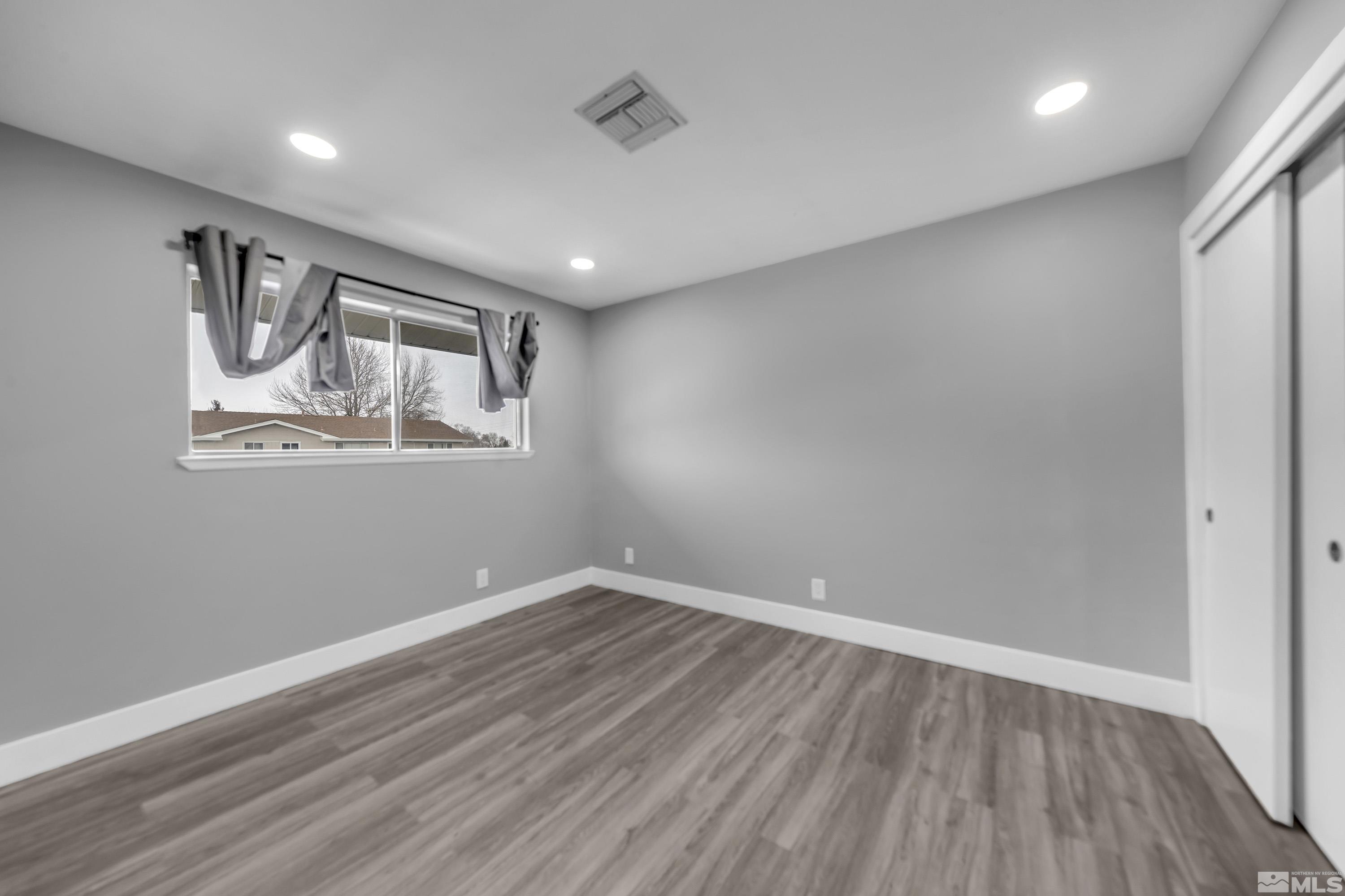 Photo #7: 250003408 Listing: Photo #7