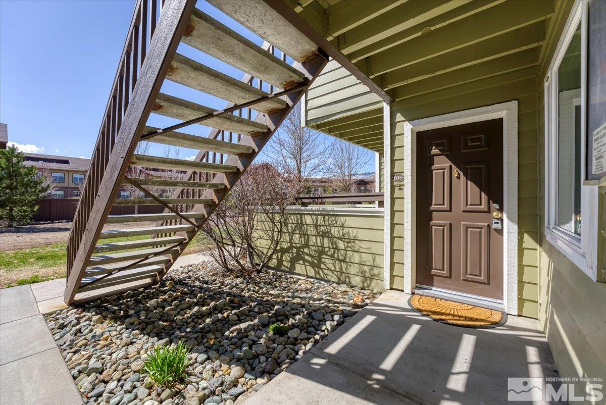 Photo #2: 250003559 Listing 