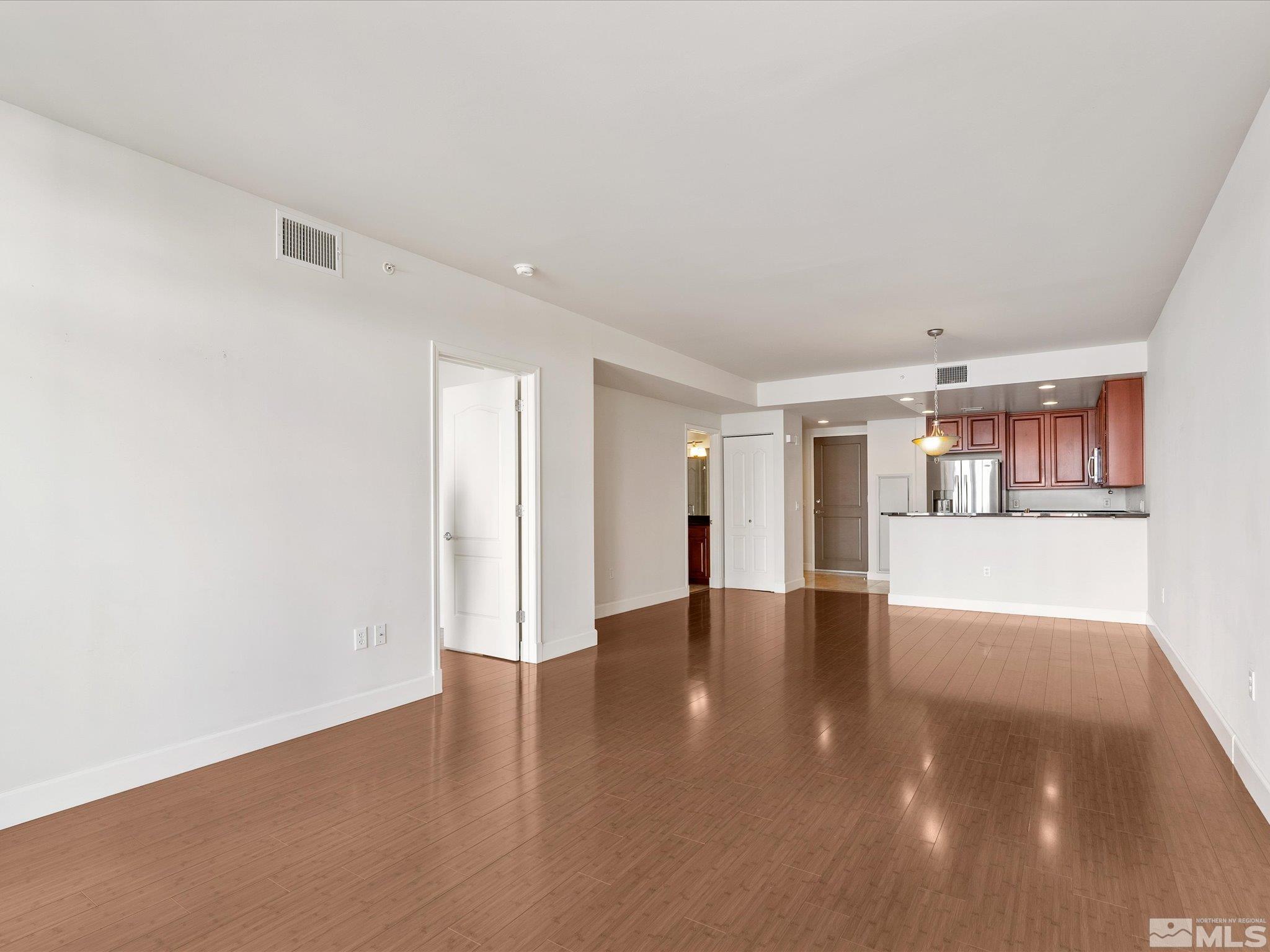 Photo #12: 250003755 Listing: Photo #12
