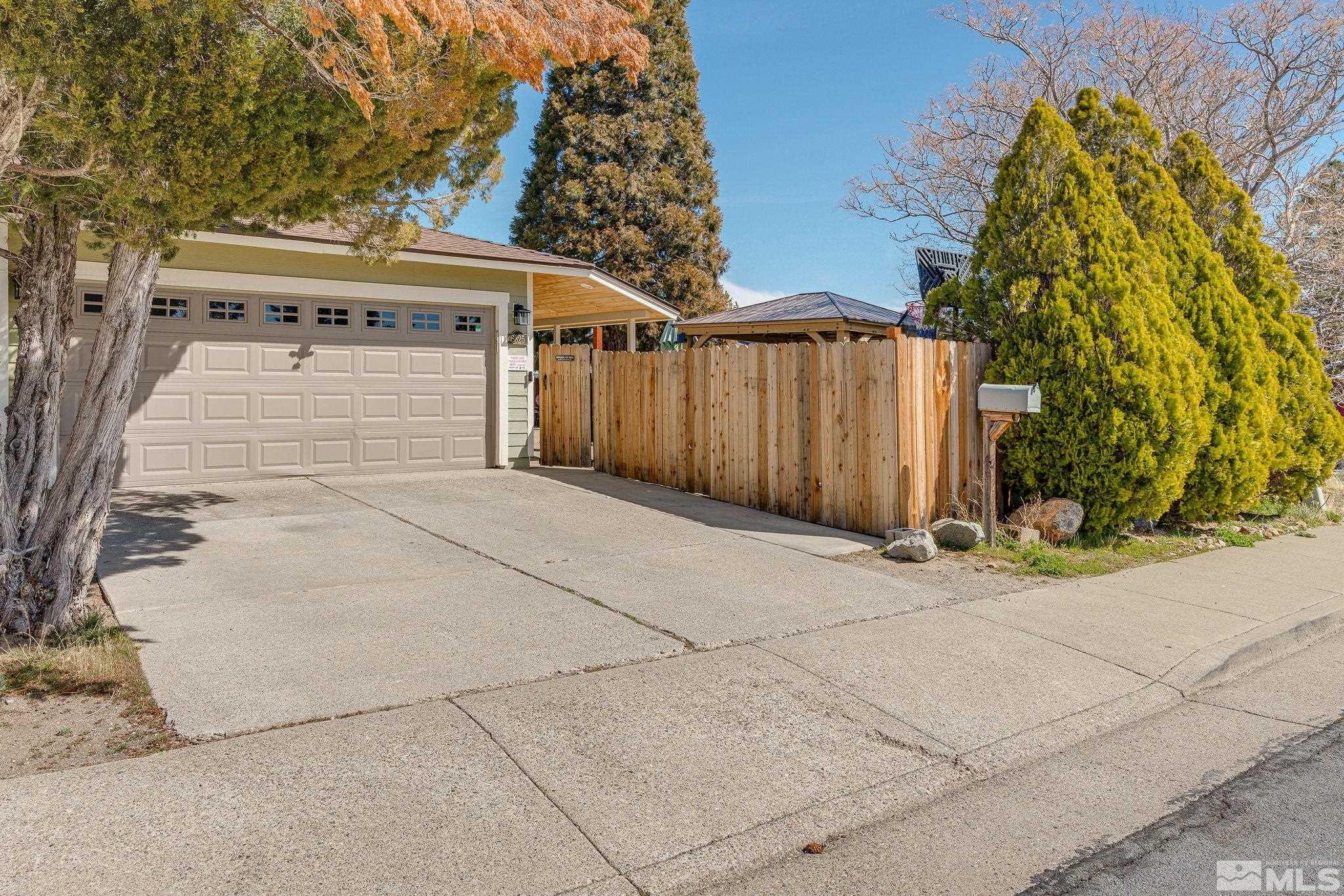 Photo #3: 250003847 Listing 