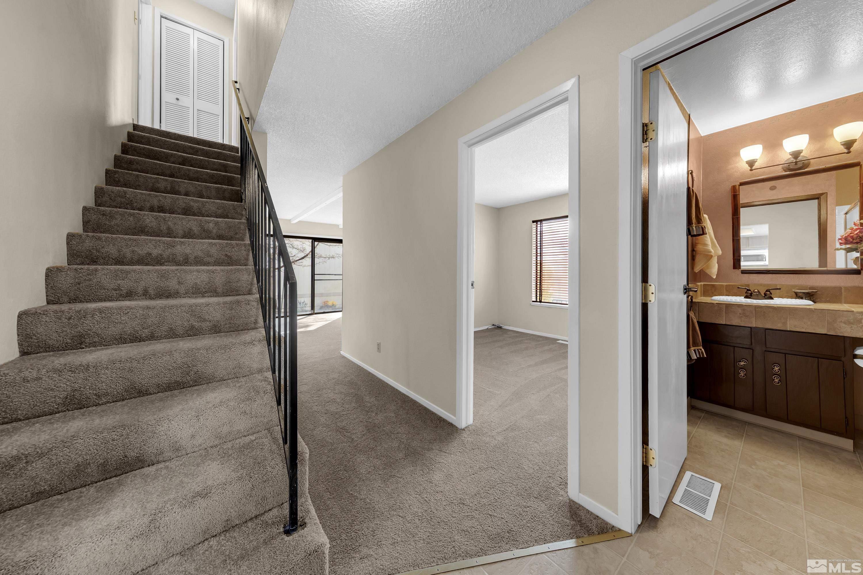 Photo #6: 250003868 Listing 