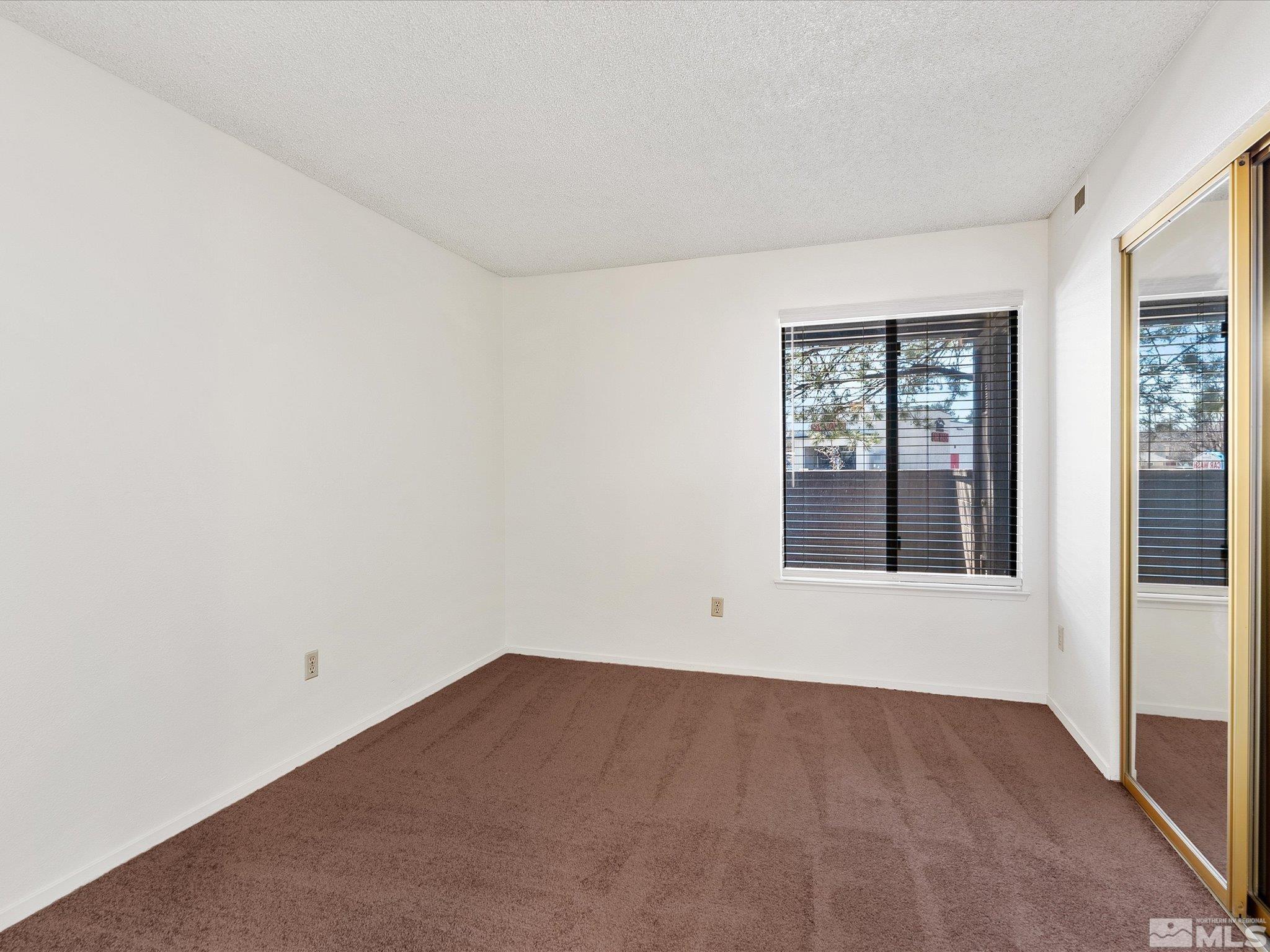 Photo #12: 250003875 Listing: Photo #12