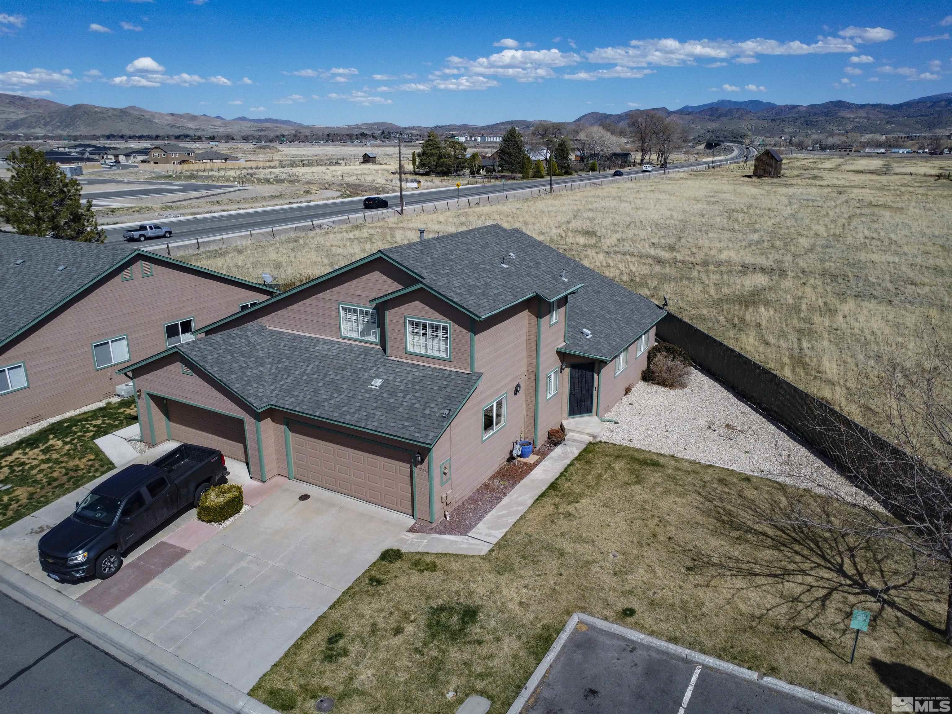 Photo #3: 250003937 Listing 
