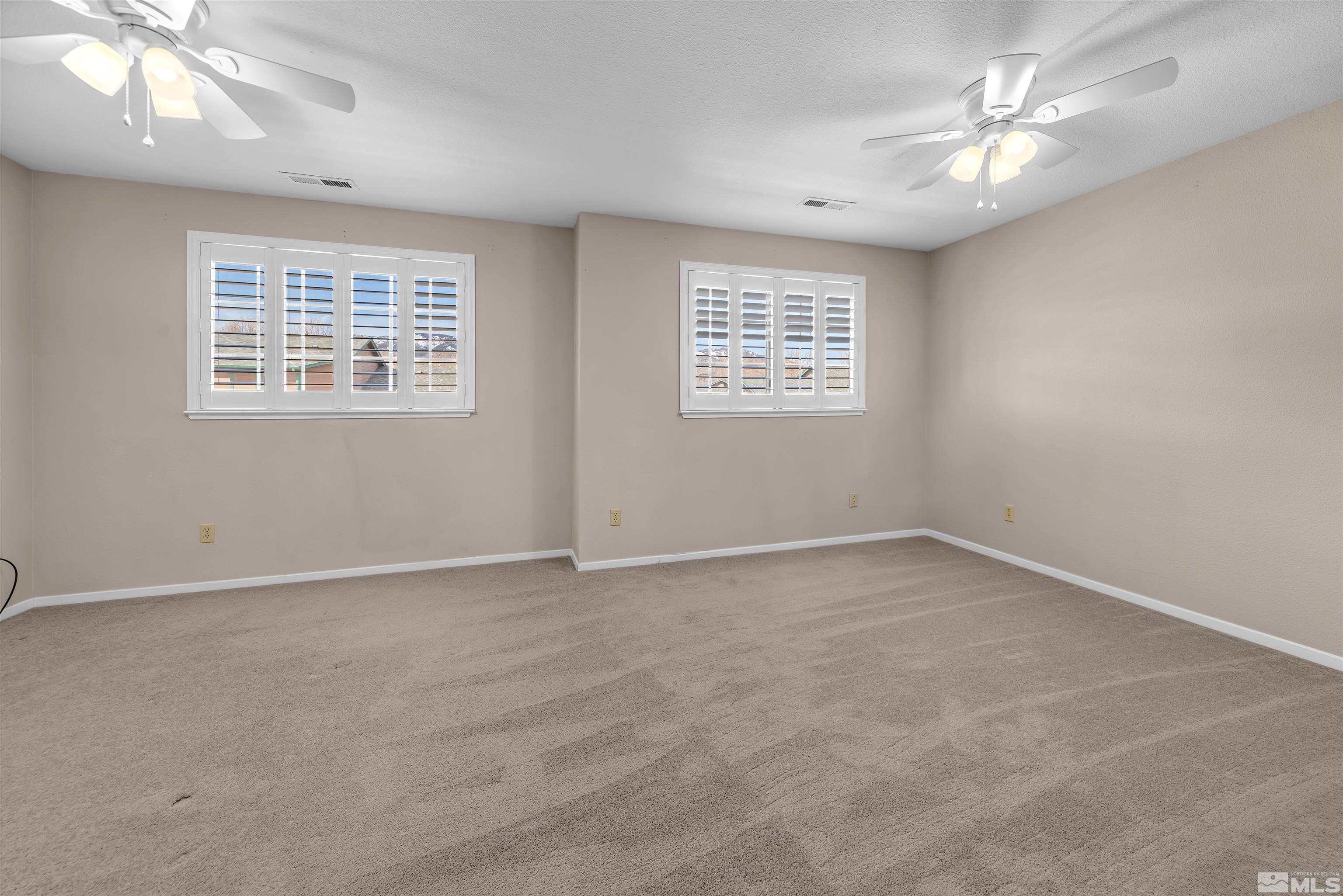 Photo #4: 250003937 Listing 