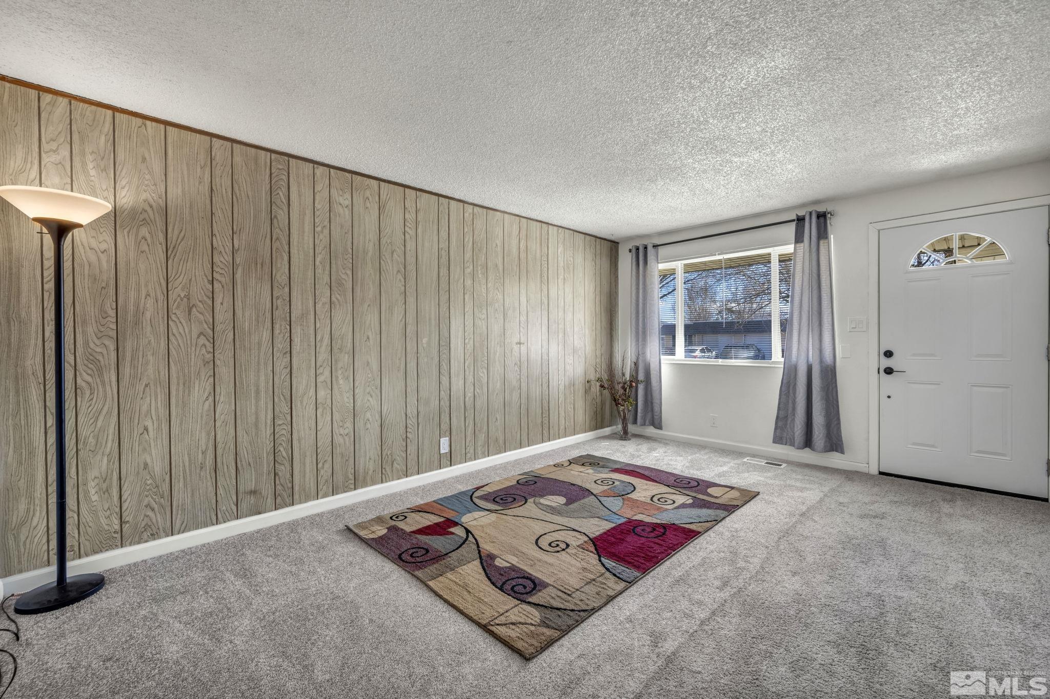 Photo #3: 250003940 Listing 