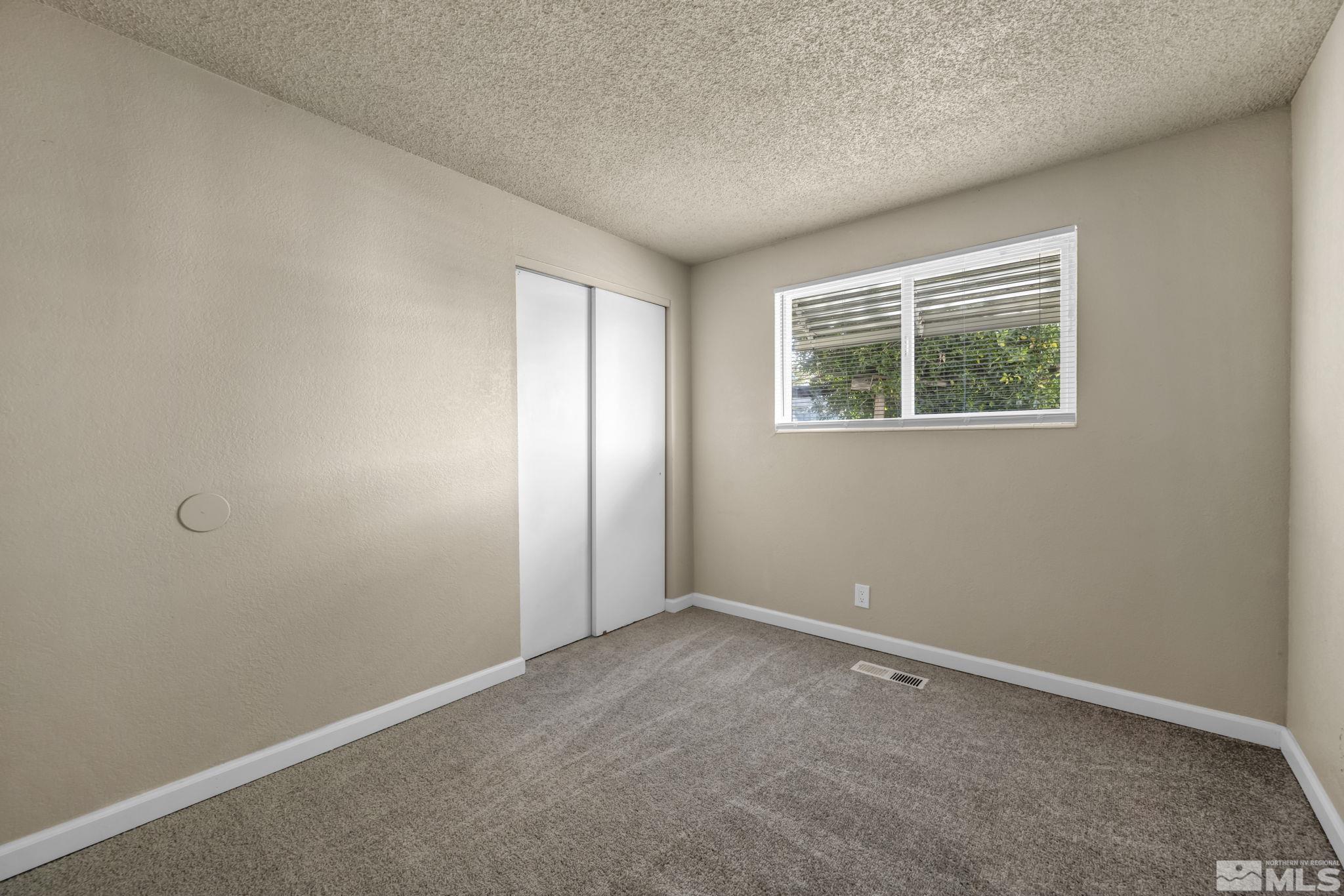 Photo #21: 250003940 Listing: Photo #21