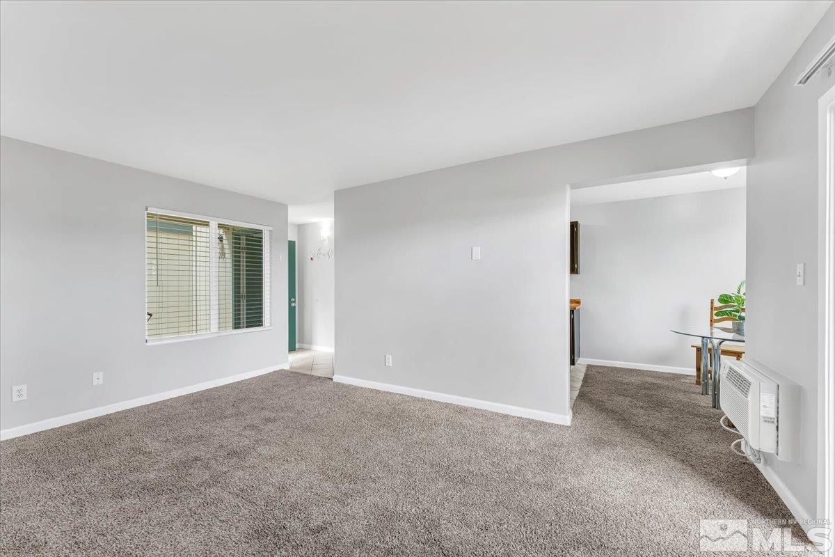 Photo #3: 250003965 Listing 