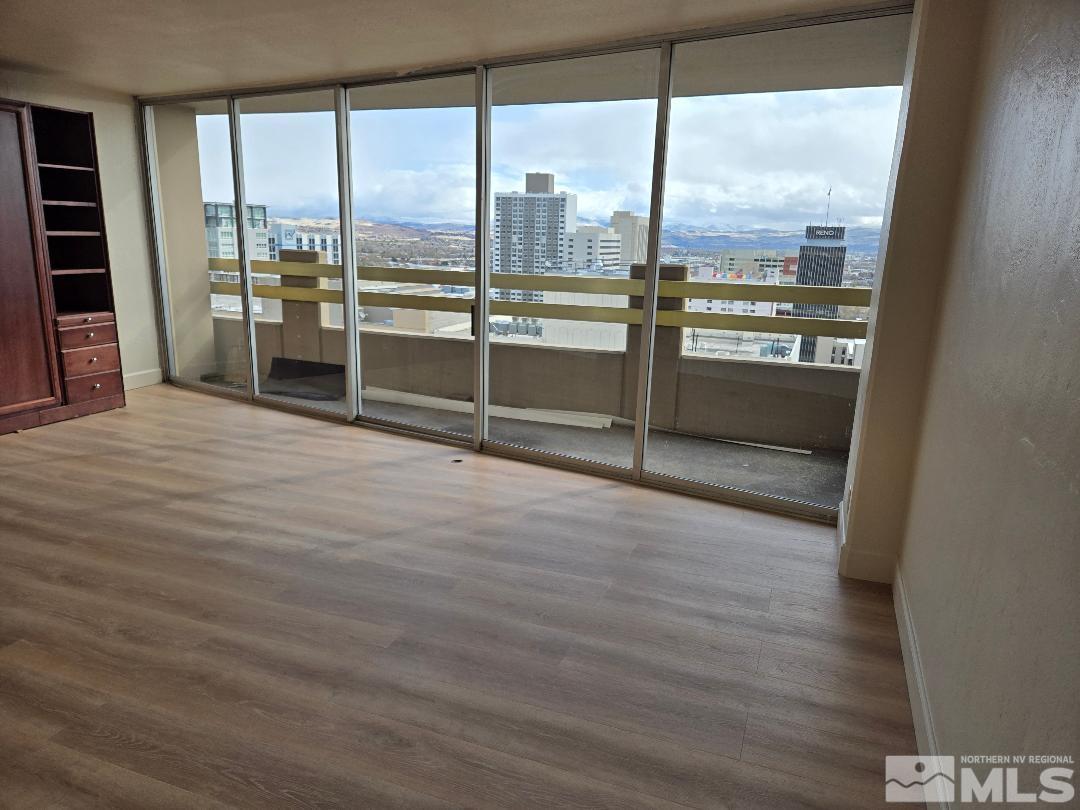 Photo #5: 250003995 Listing 