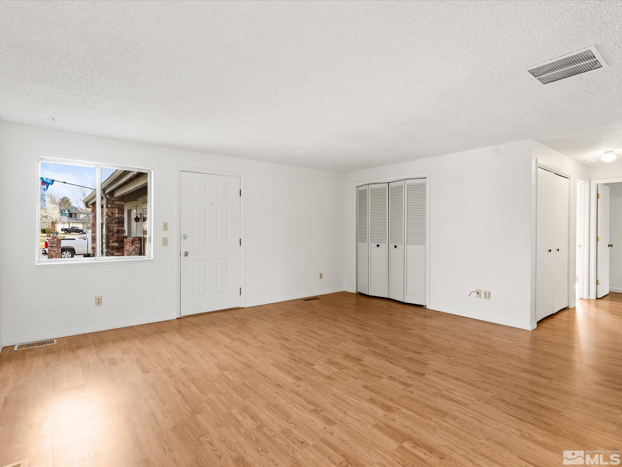 Photo #6: 250004041 Listing 