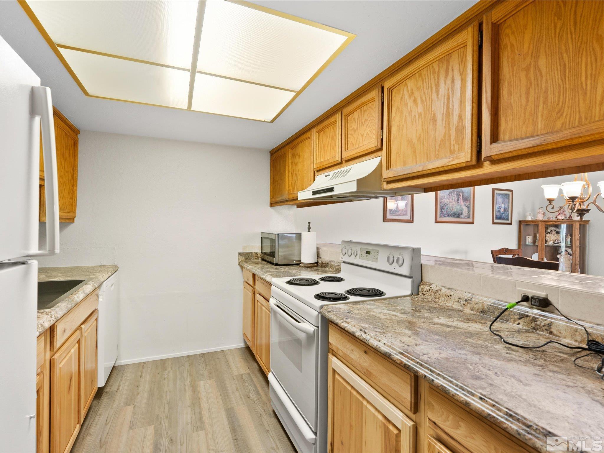 Photo #5: 250004111 Listing: Photo #5