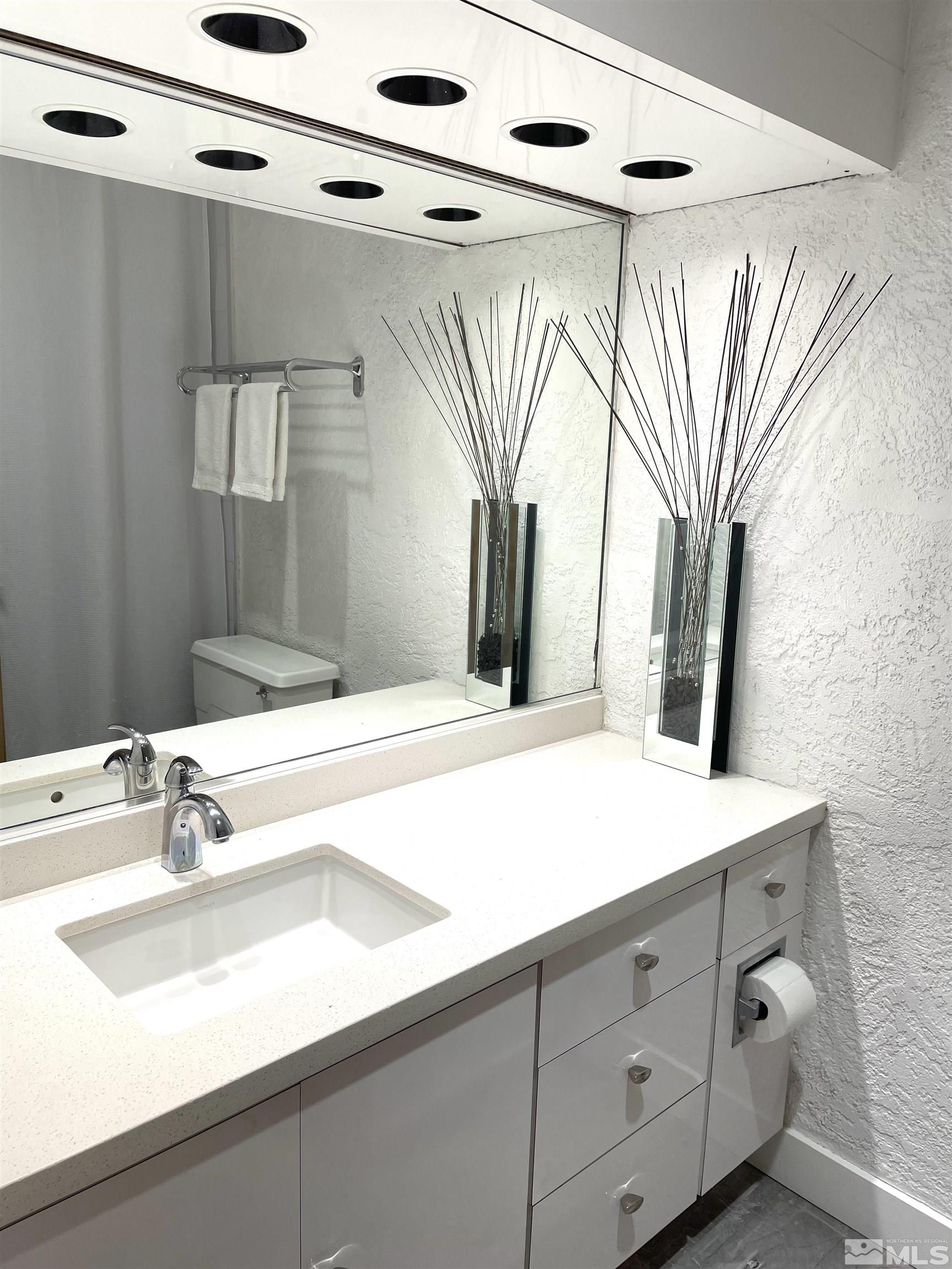 Photo #6: 250004356 Listing 