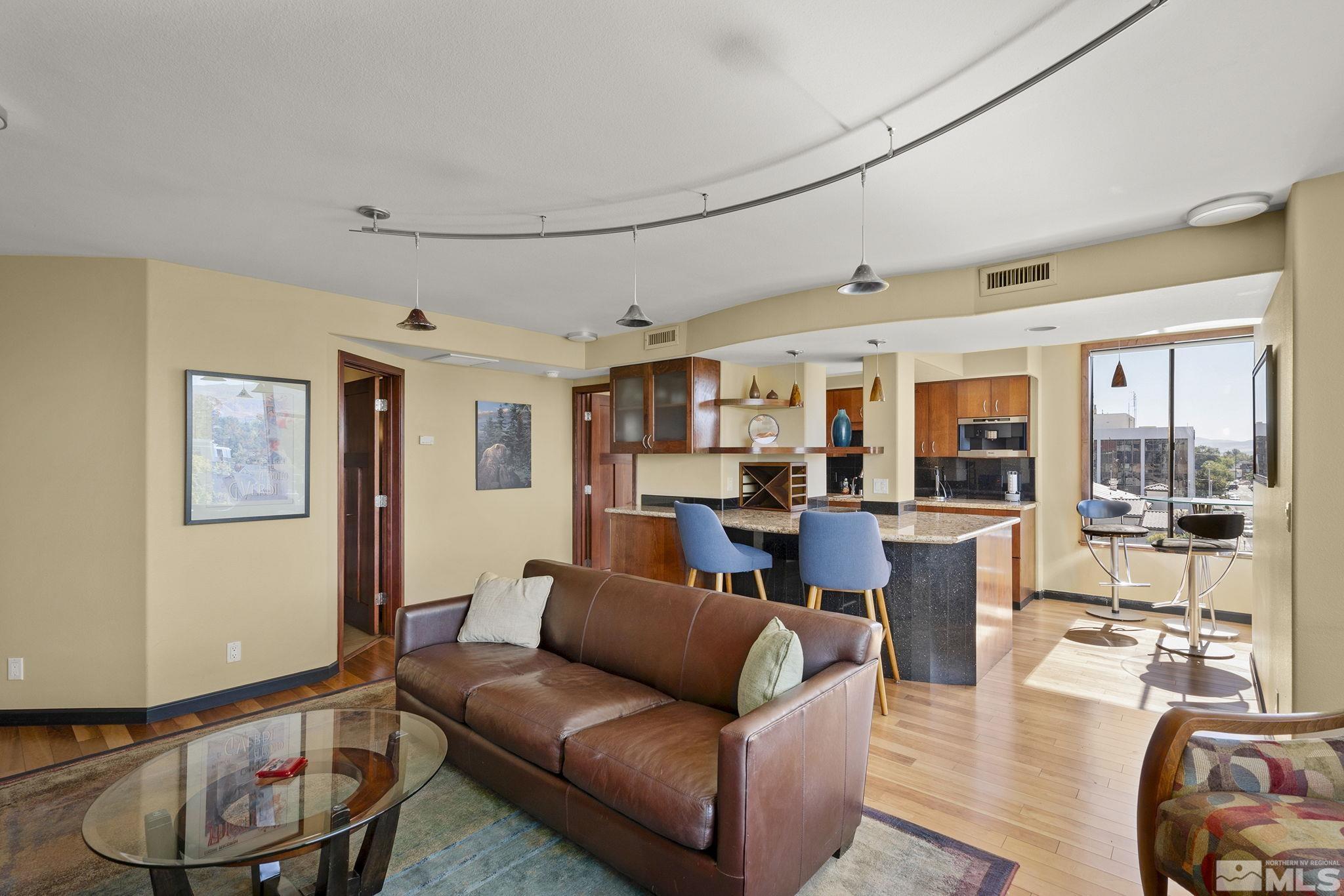 Photo #6: 250004553 Listing 