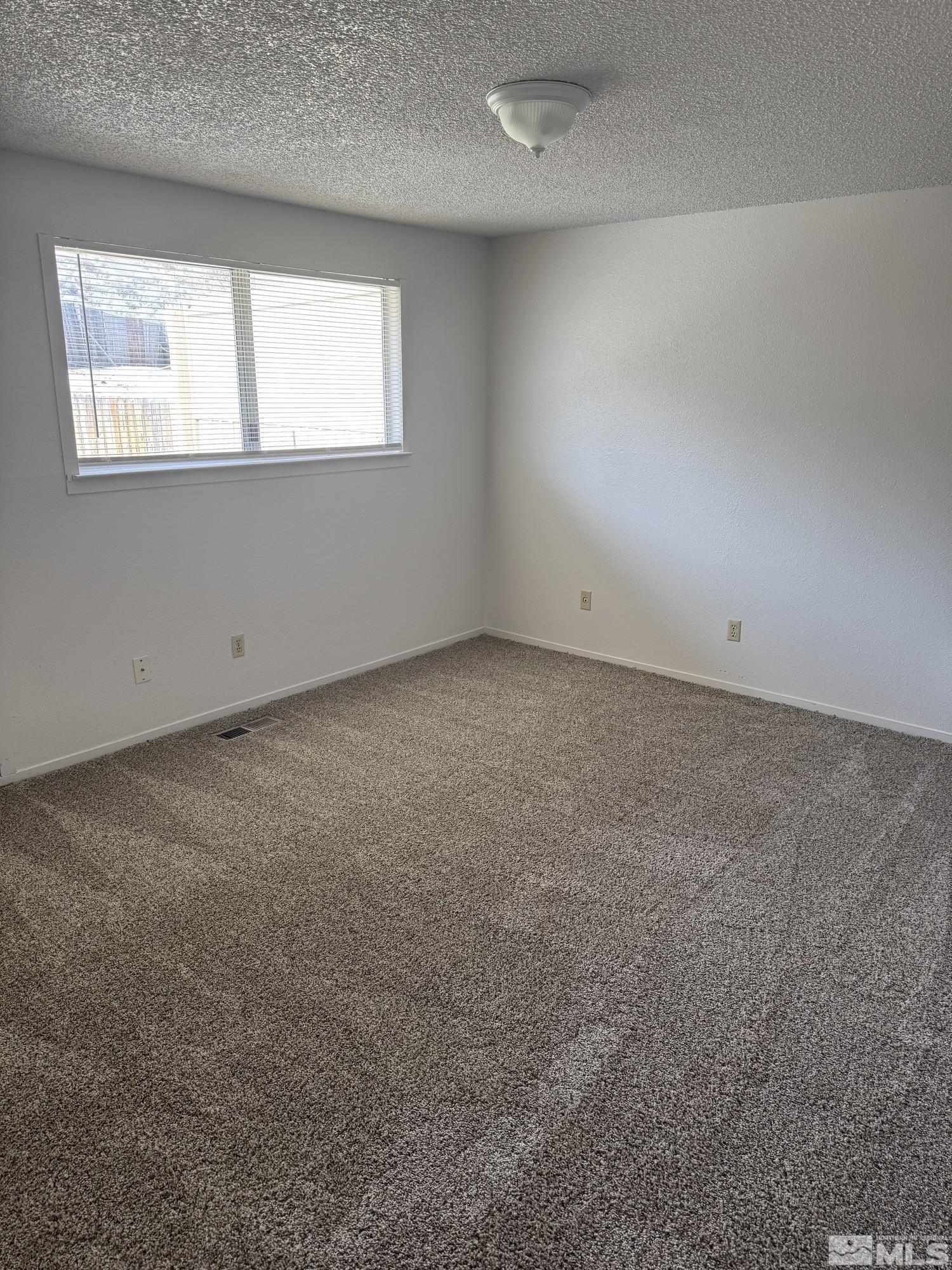 Photo #15: 250004572 Listing: Photo #15