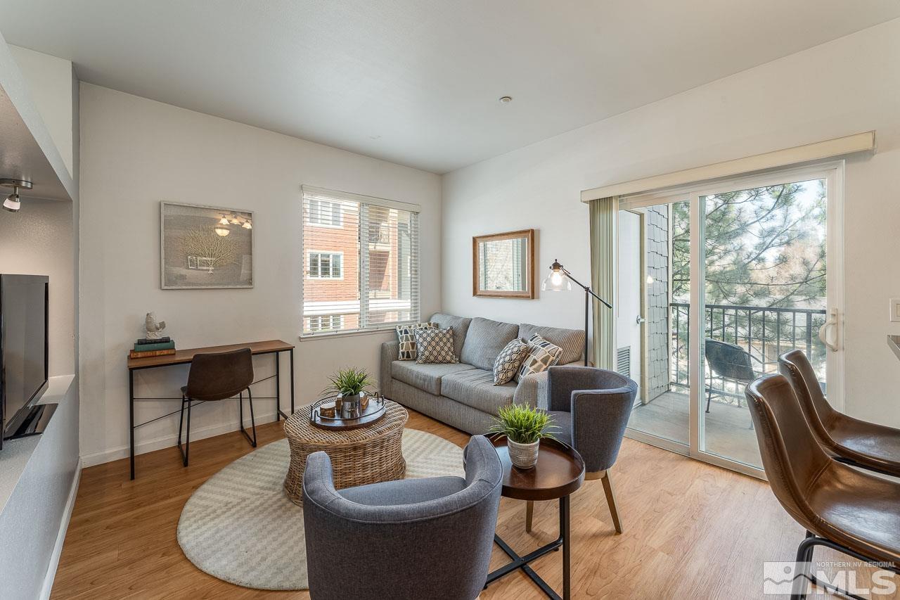 Photo #2: 250004603 Listing 