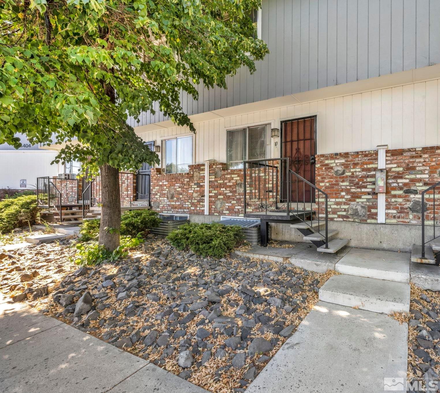 More Details about MLS # 250004626 : 1402 E 9TH STREET#10