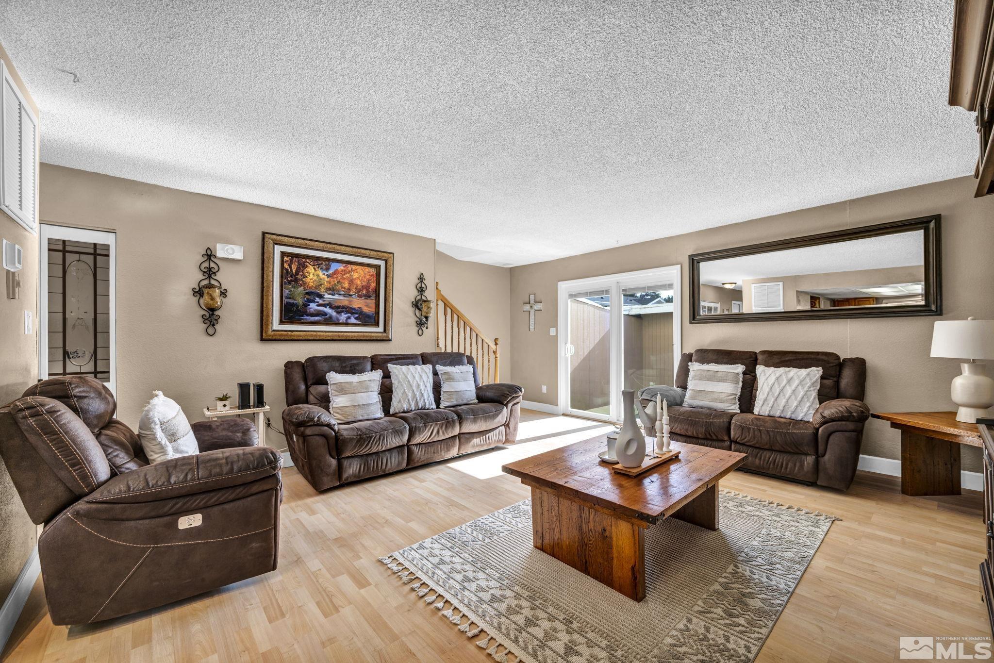 Photo #3: 250004642 Listing 