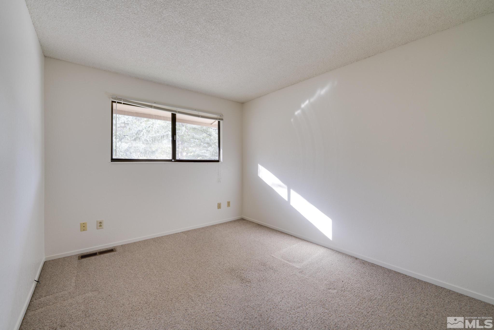 Photo #27: 250004721 Listing: Photo #27