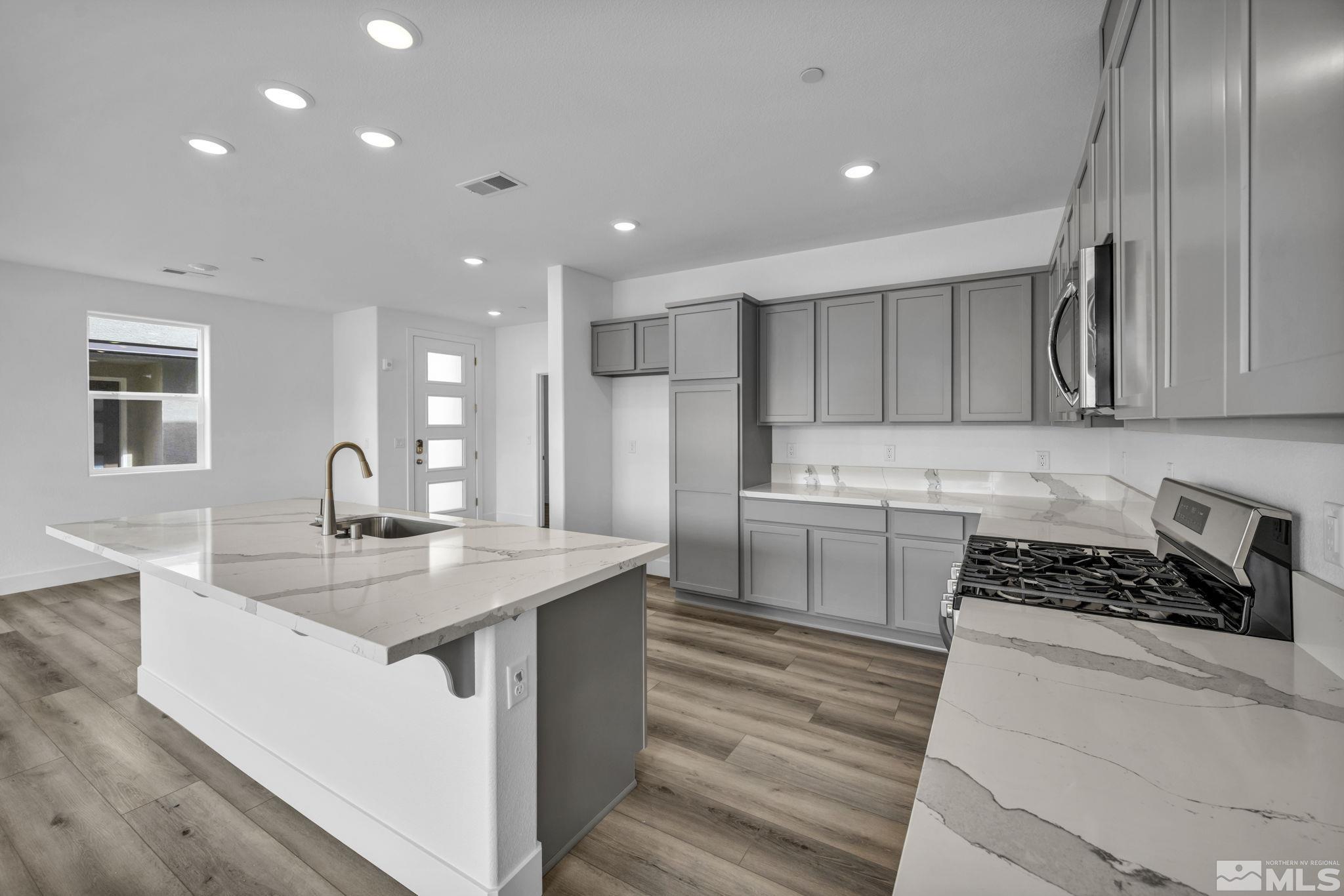 Photo #6: 250004731 Listing 