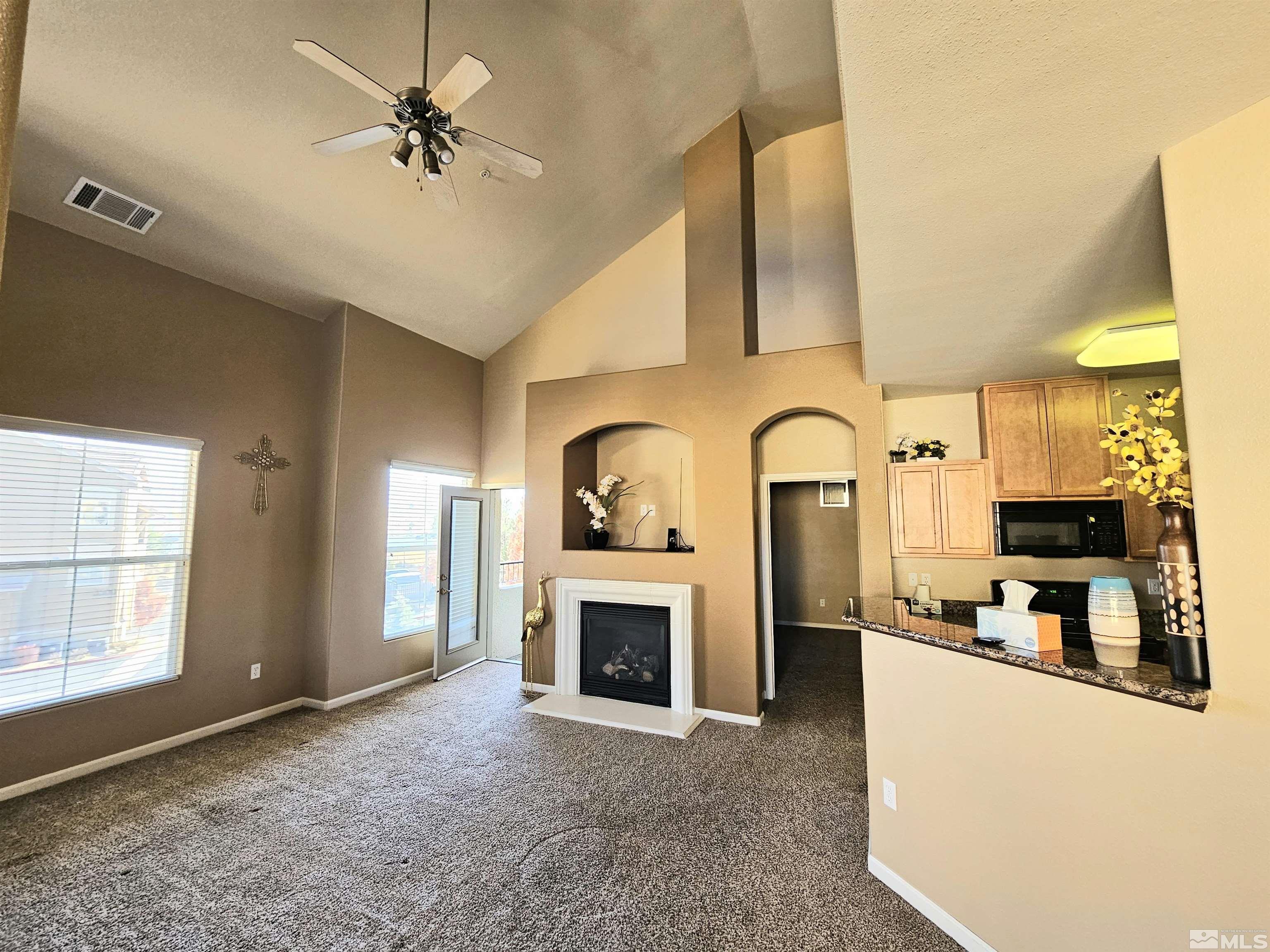 Photo #3: 250005190 Listing 