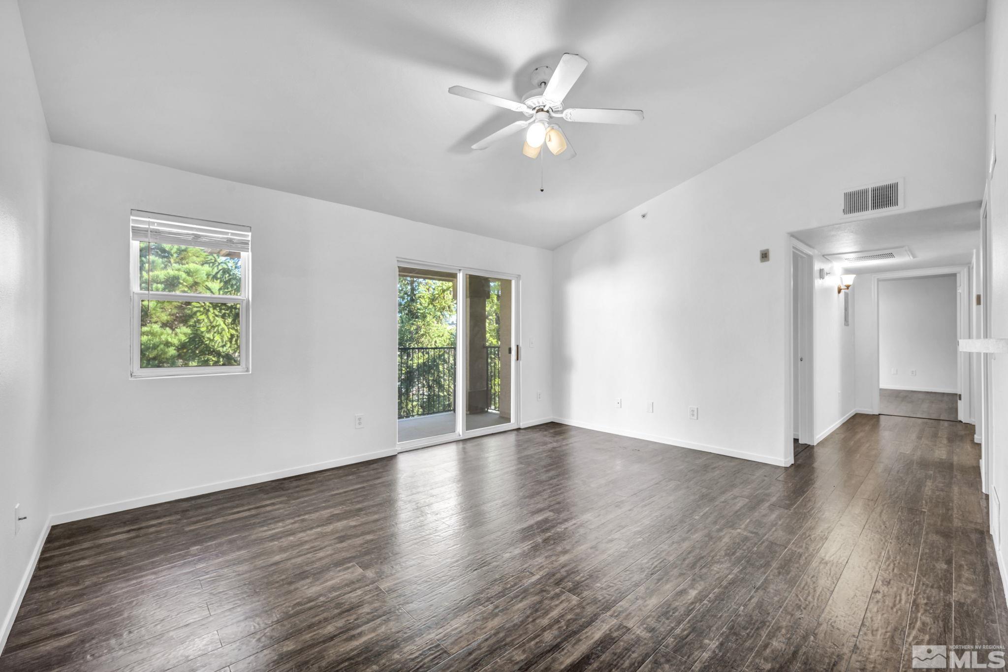 Photo #3: 250005226 Listing 
