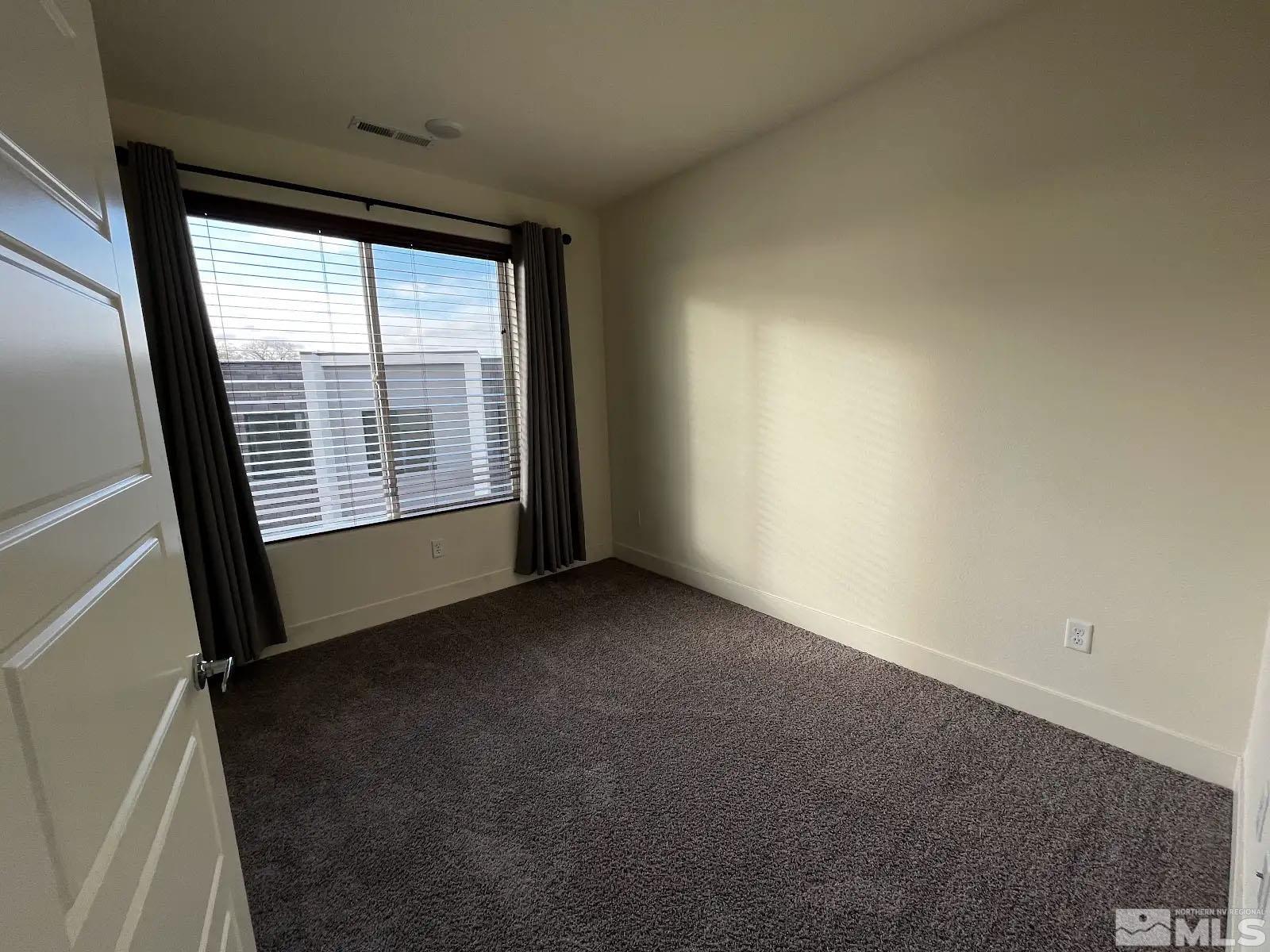 Photo #13: 250005229 Listing: Photo #13