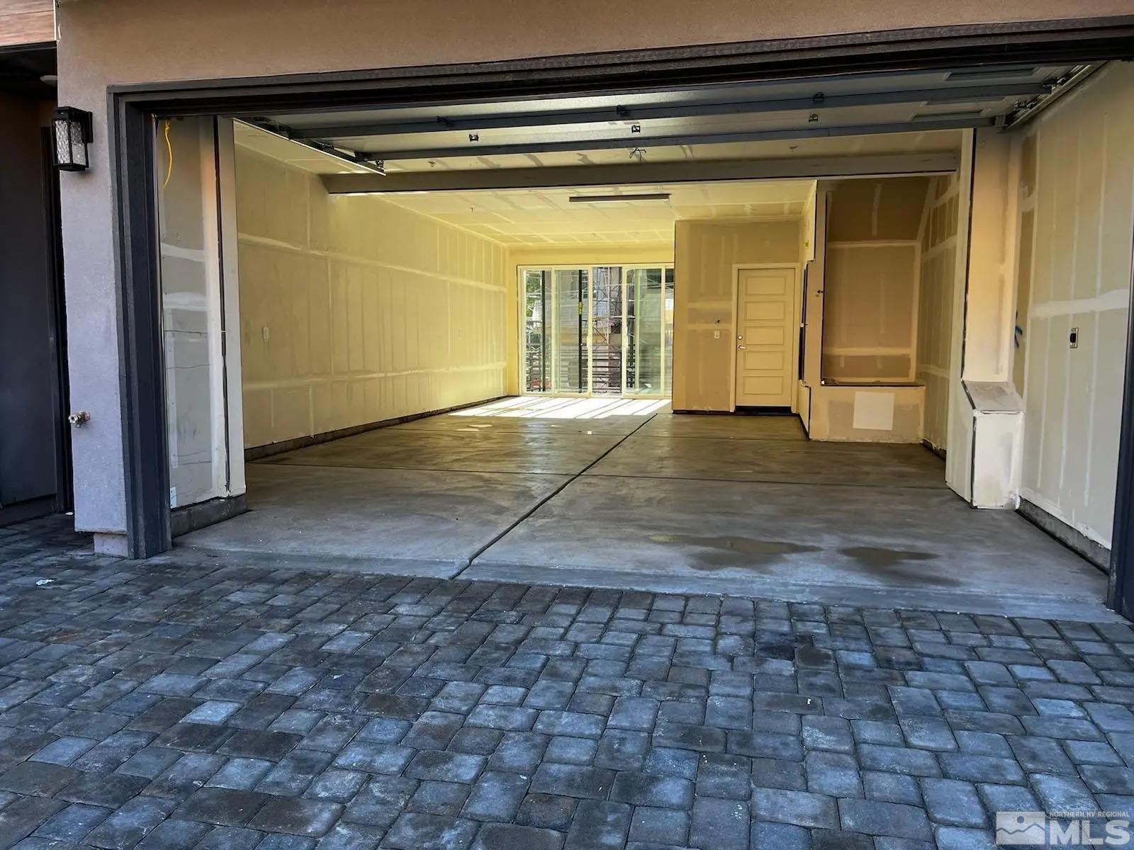 Photo #8: 250005229 Listing: Photo #8
