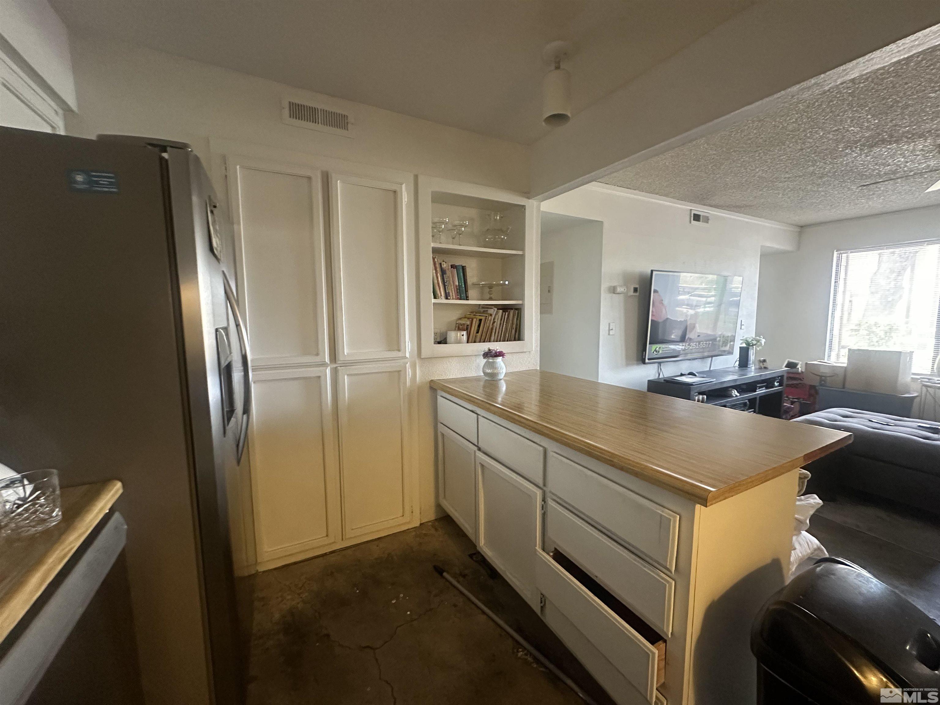 Photo #5: 250005293 Listing 