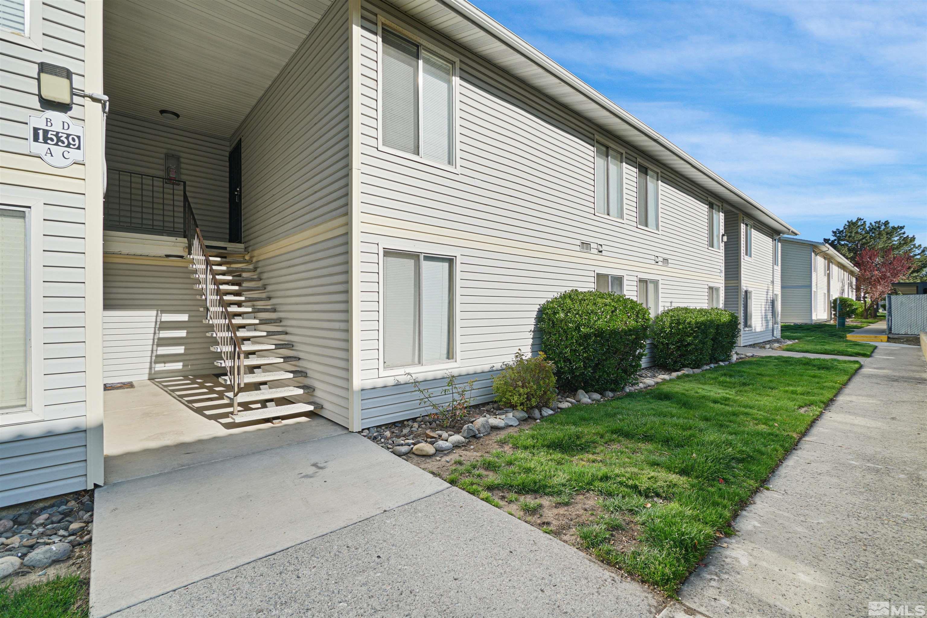 More Details about MLS # 250005342 : 1539 DELUCCHI#D