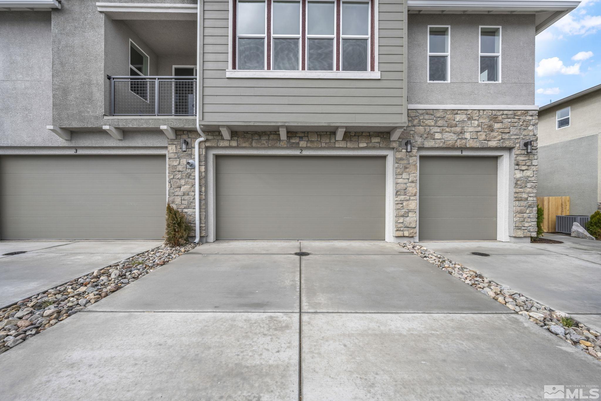 Photo #2: 250005455 Listing 