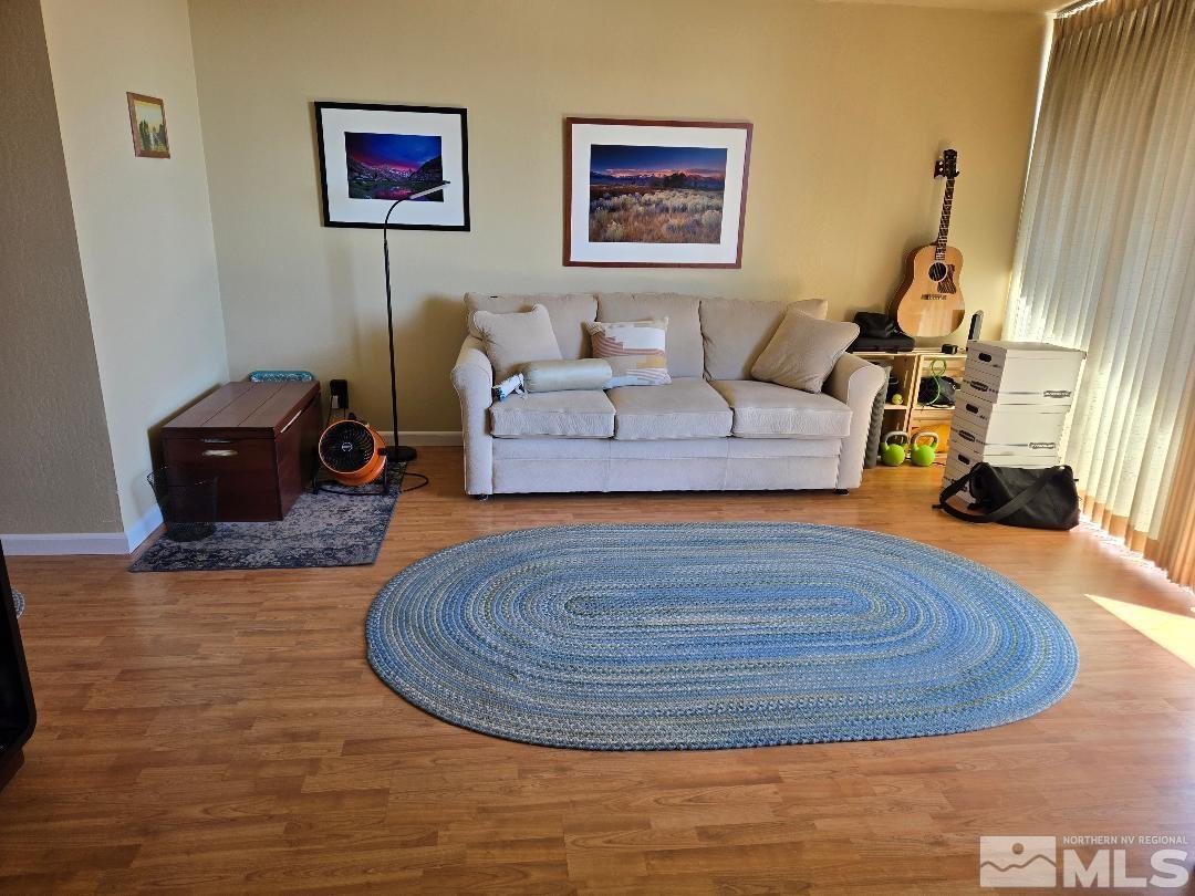 Photo #2: 250005557 Listing 
