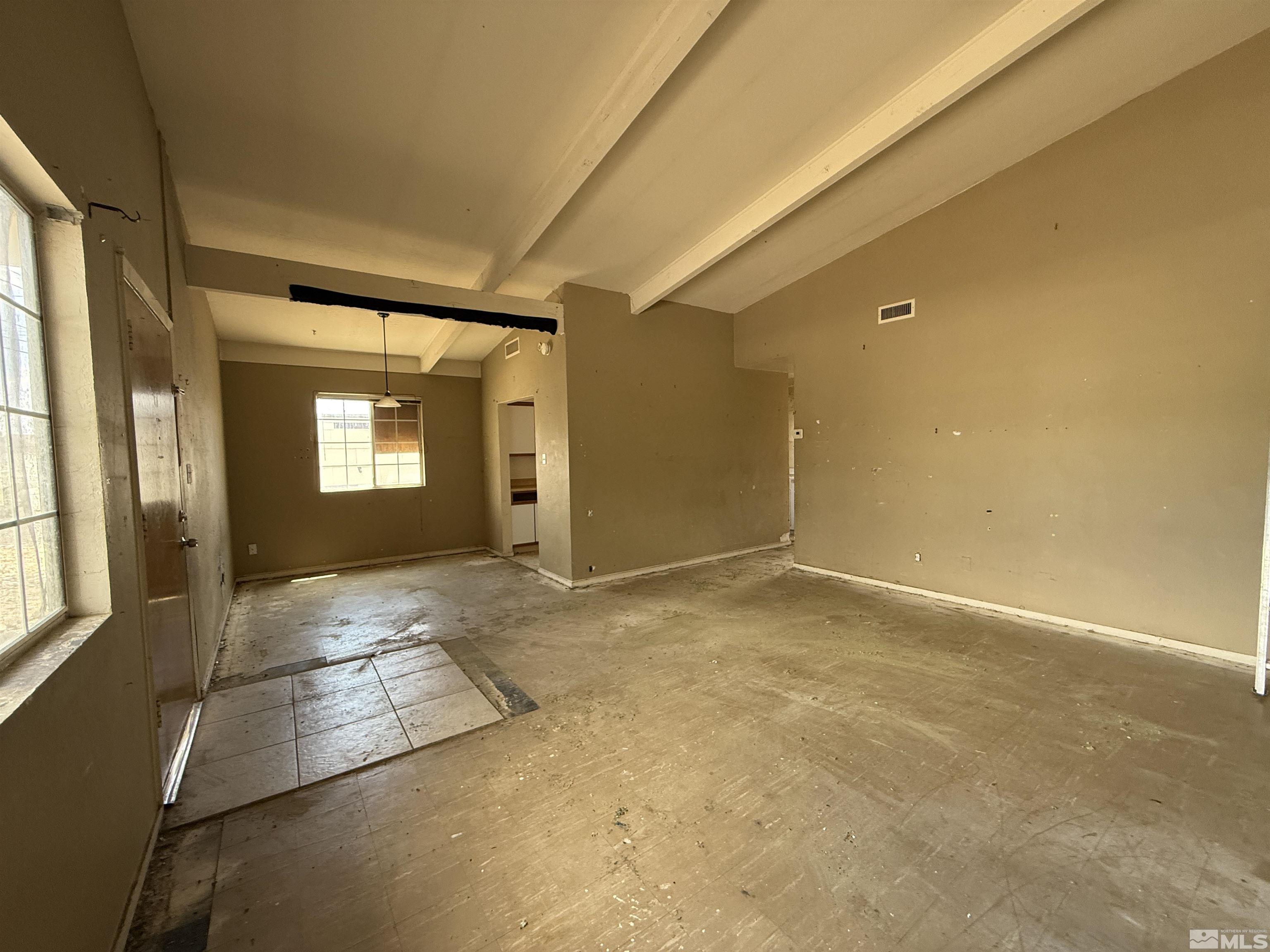 Photo #5: 250005616 Listing: Photo #5