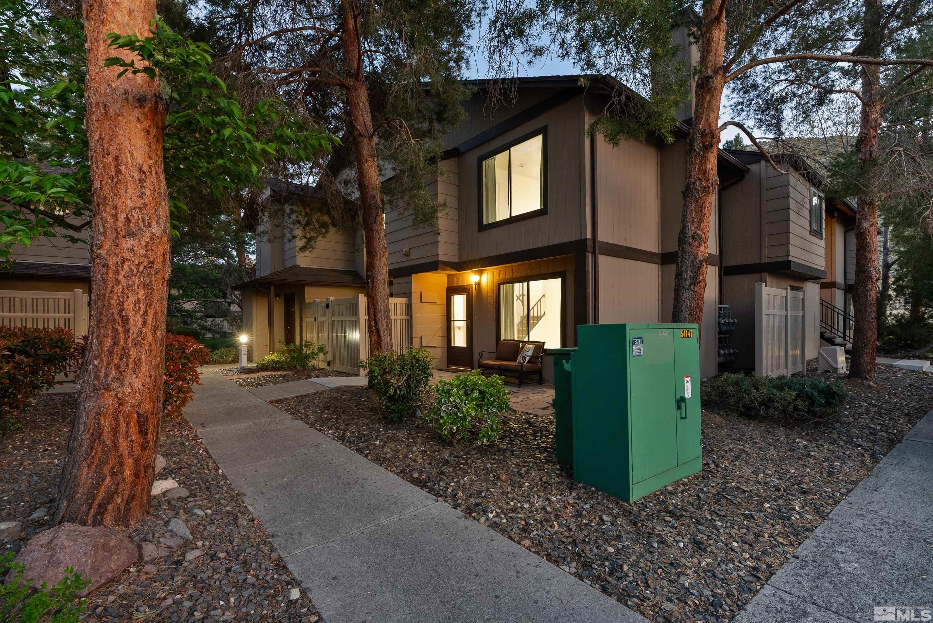 Browse active condo listings in THE VILLAGE AT DONNER CREEK