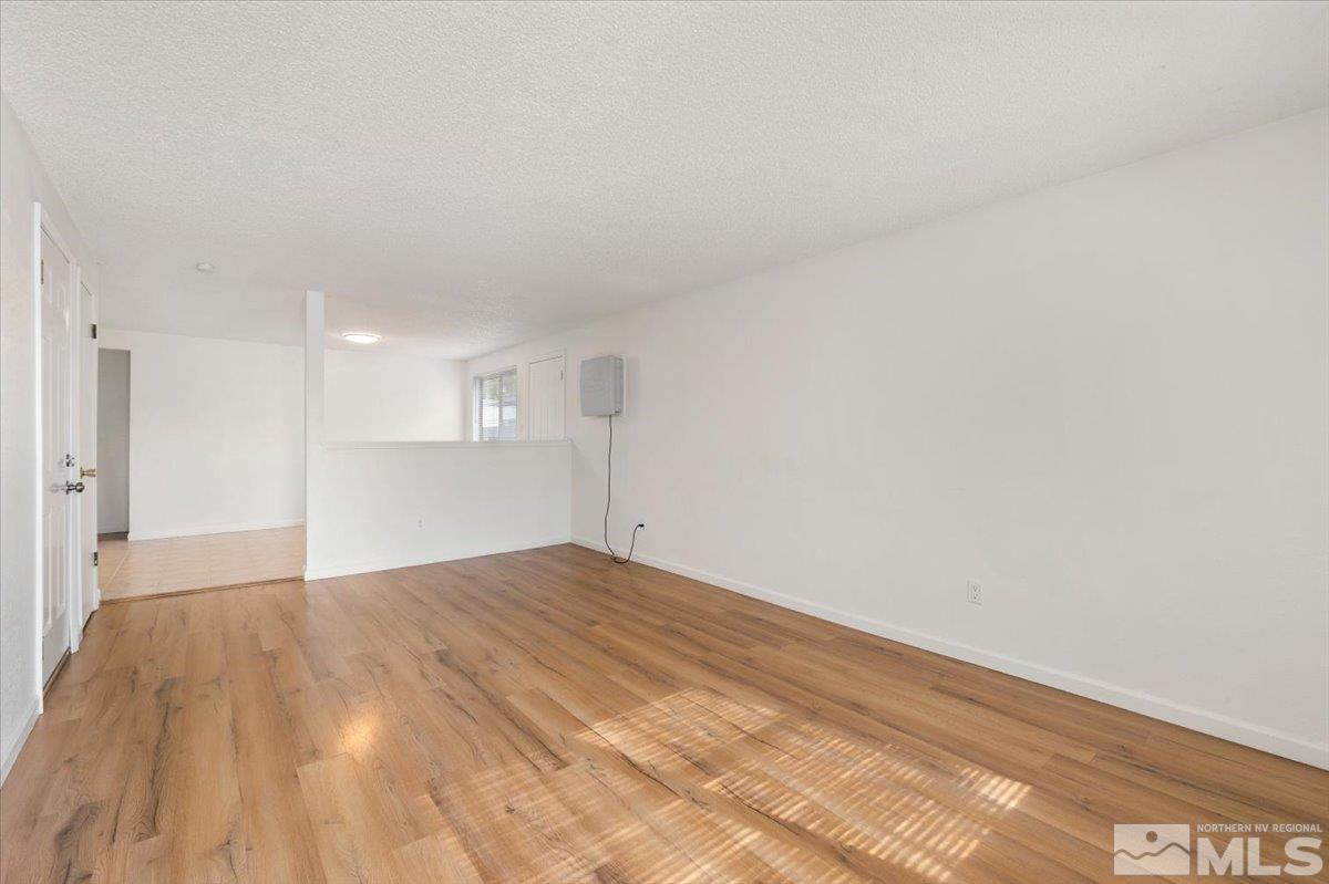 Photo #7: 250005741 Listing: Photo #7