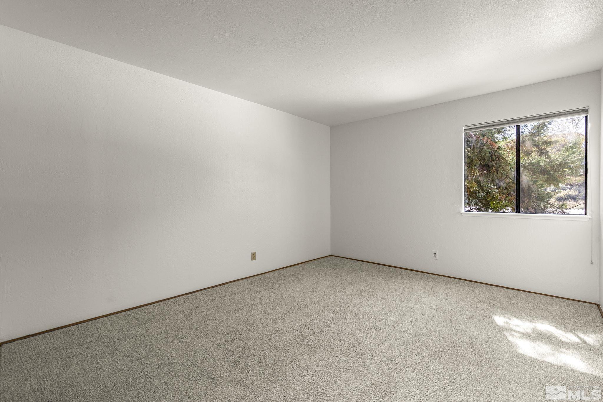 Photo #13: 250005751 Listing: Photo #13