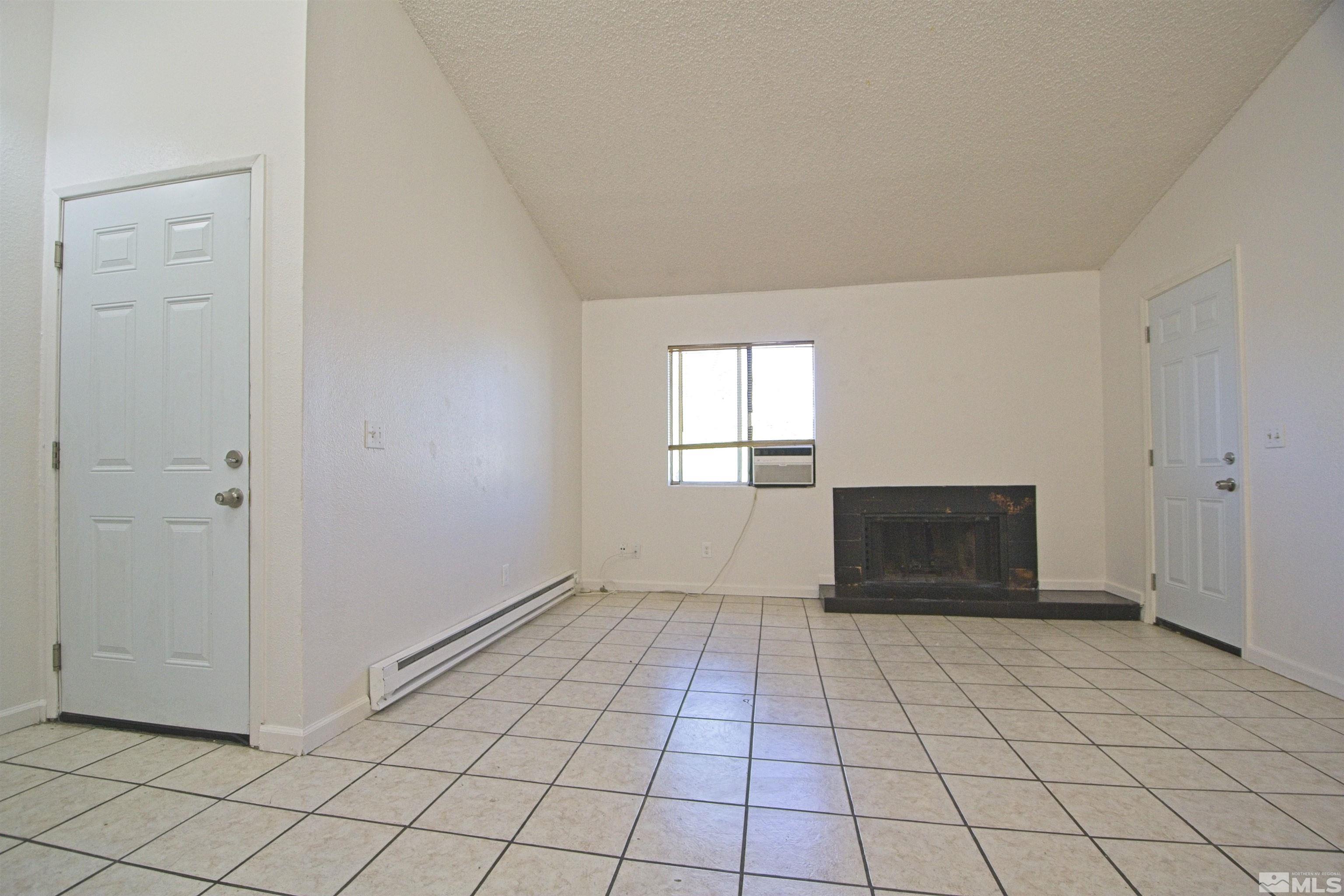 Photo #4: 250005780 Listing: Photo #4