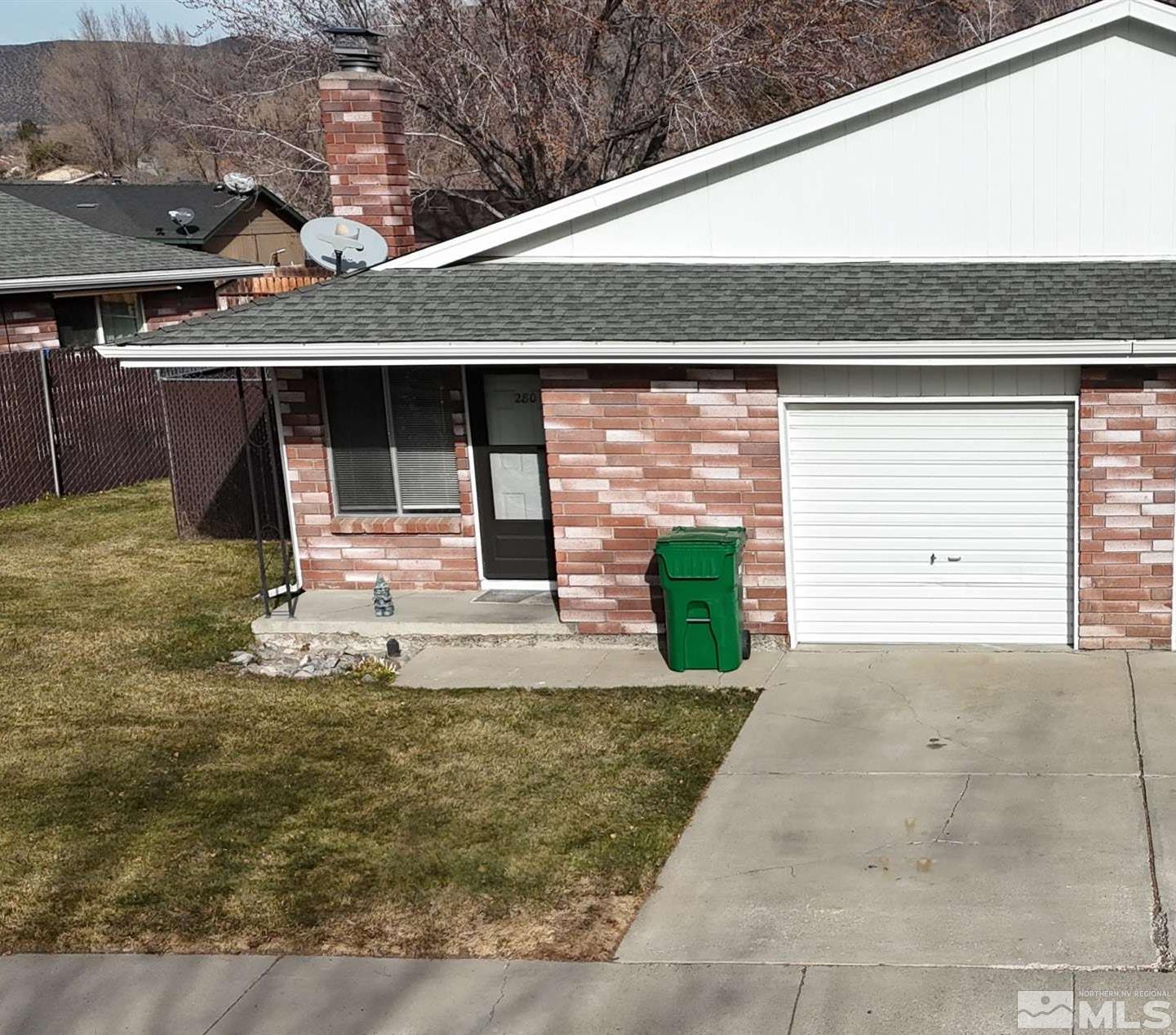 Photo #2: 250005853 Listing 