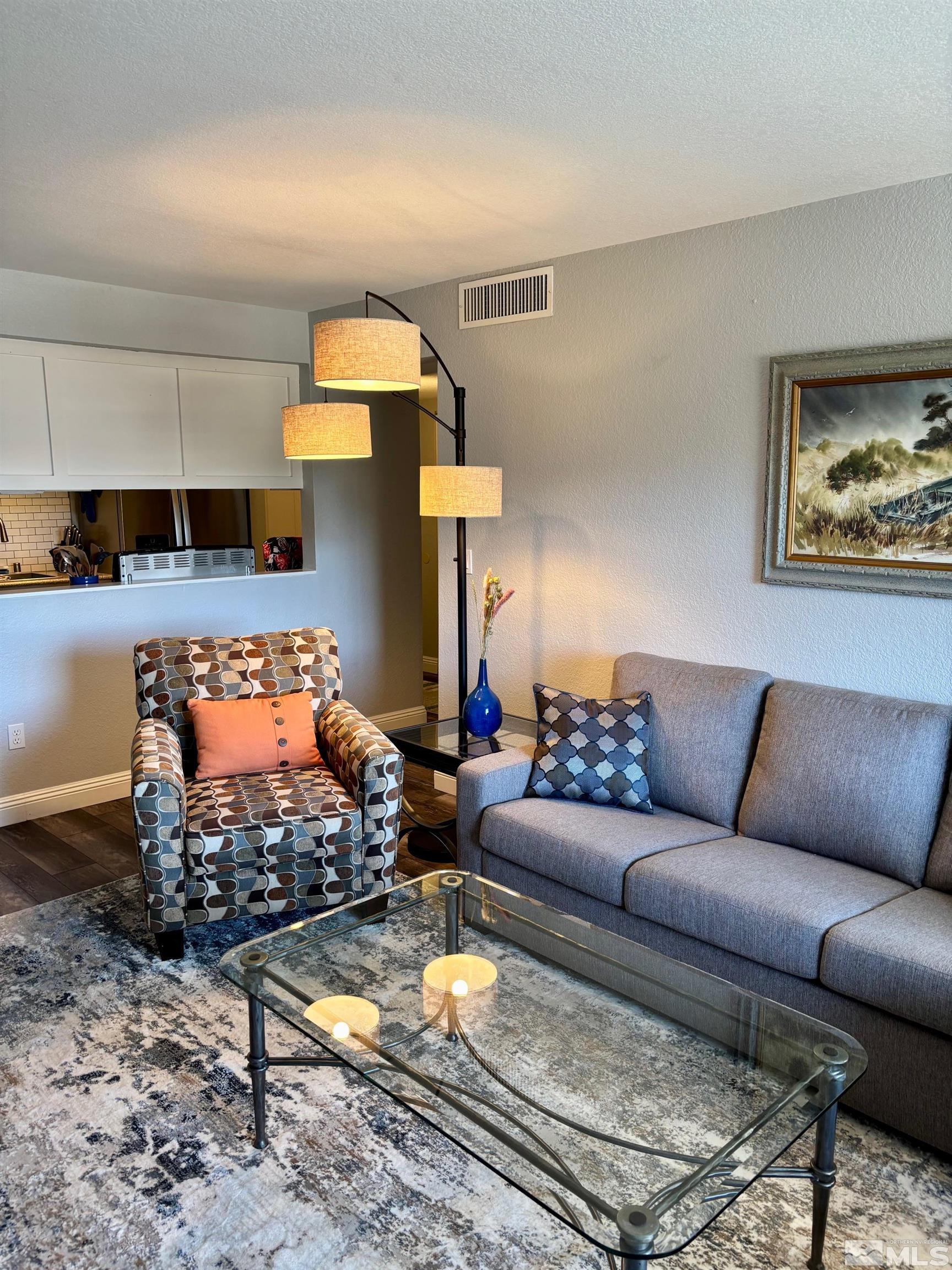 Photo #7: 250005887 Listing: Photo #7