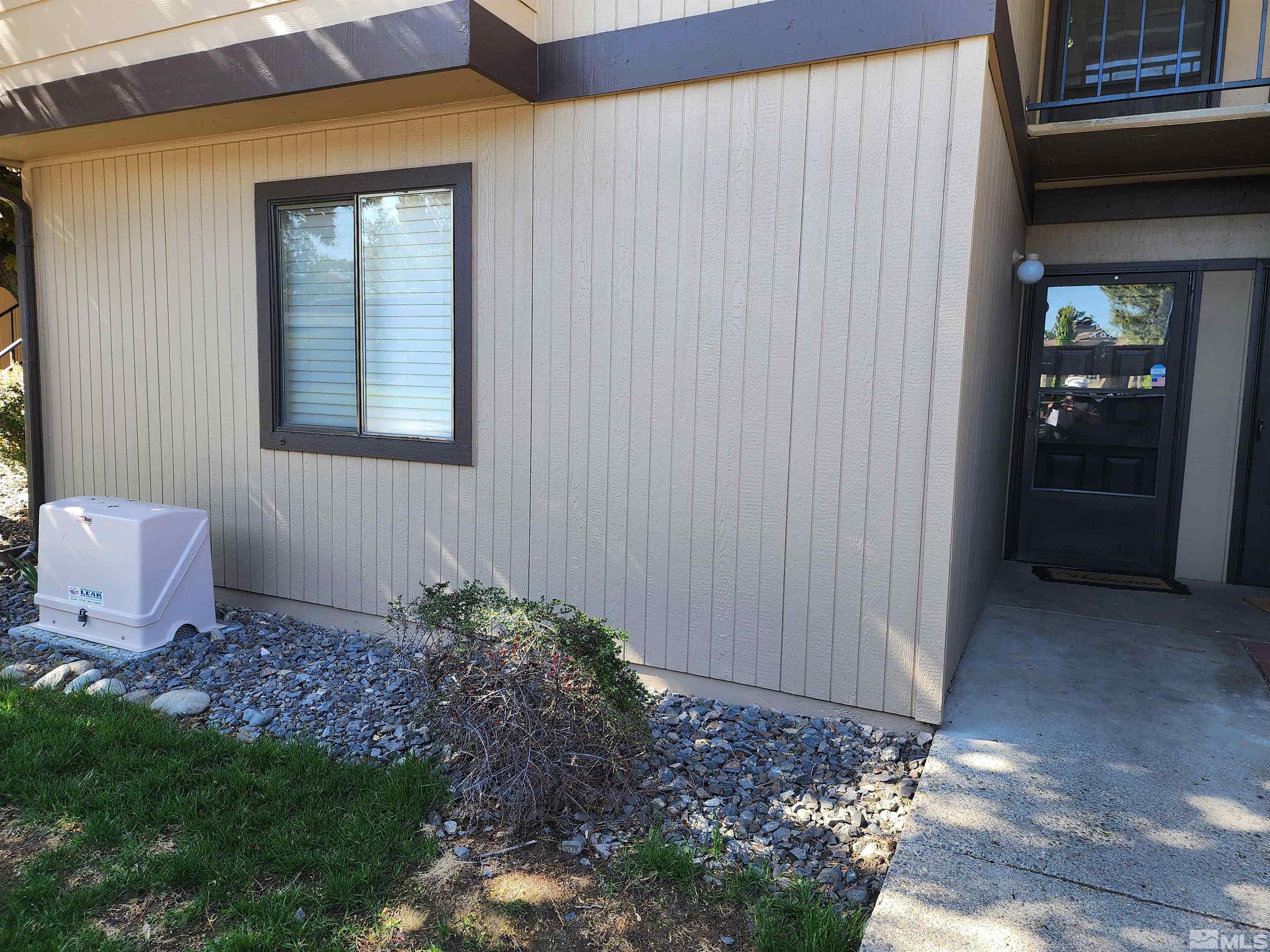 Photo #2: 250005909 Listing: Photo #2