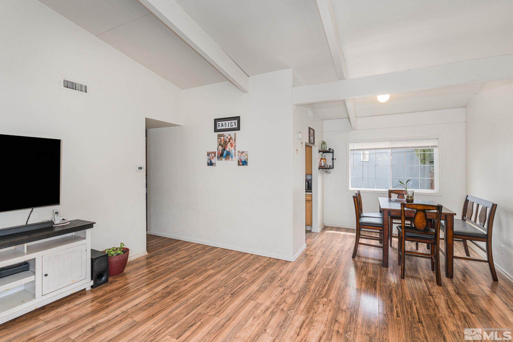 Photo #6: 250005943 Listing: Photo #6