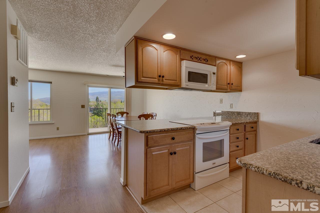 Photo #3: 250005948 Listing 