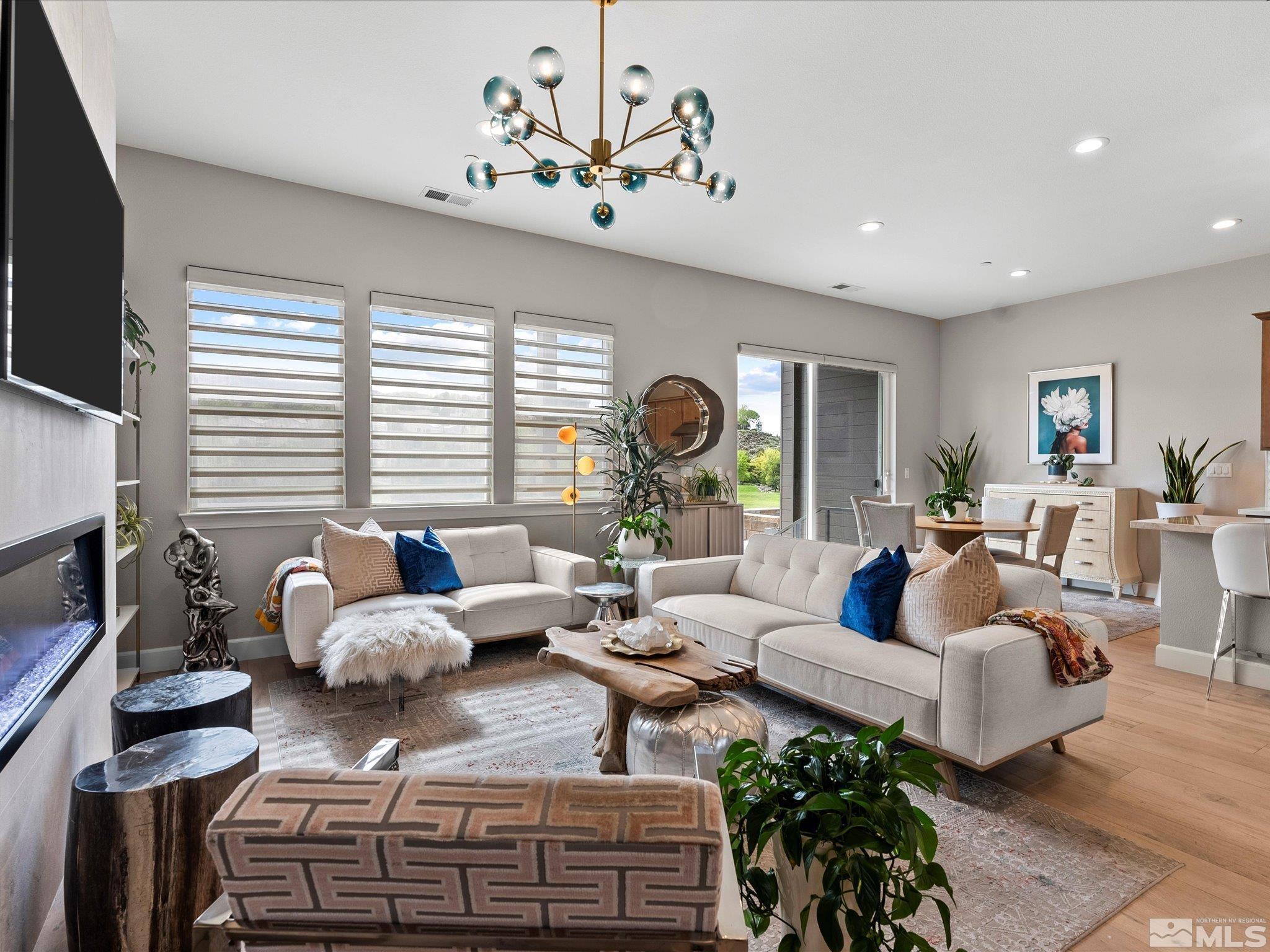 Photo #3: 250005963 Listing 