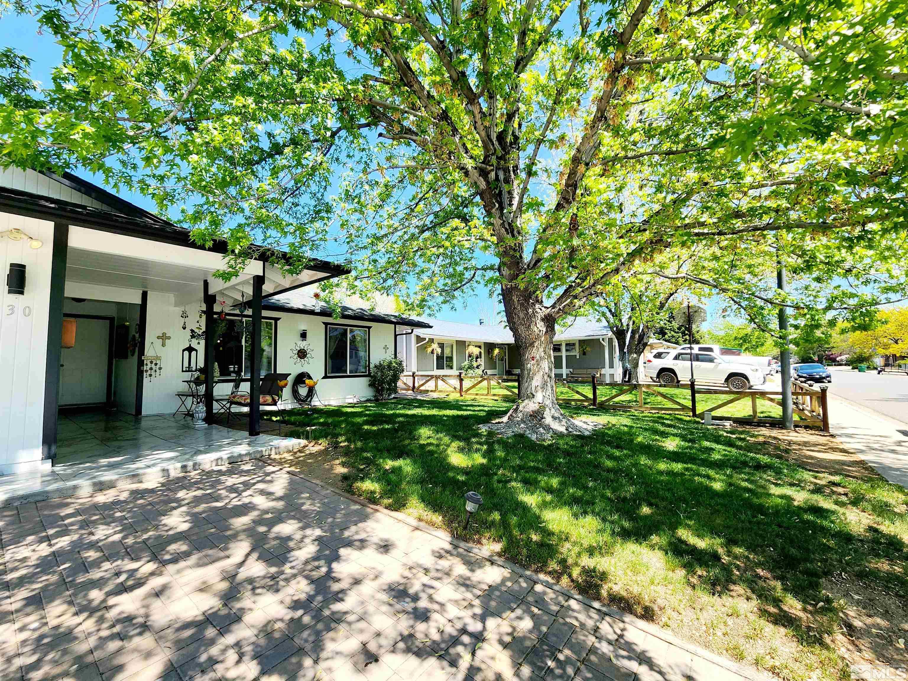 930 Glen Meadow Drive, Sparks NV 89434