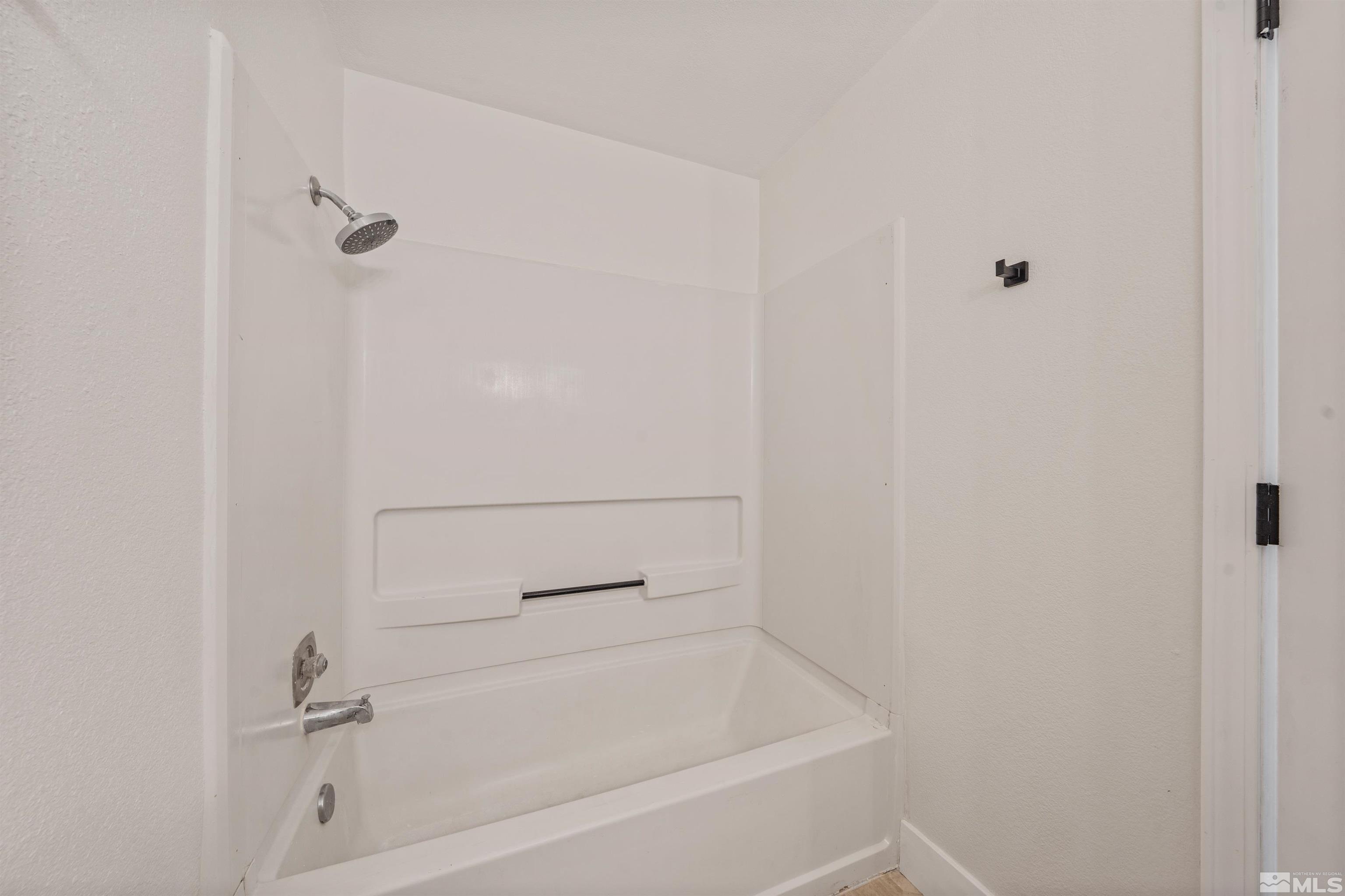 Photo #25: 250006129 Listing: Photo #25