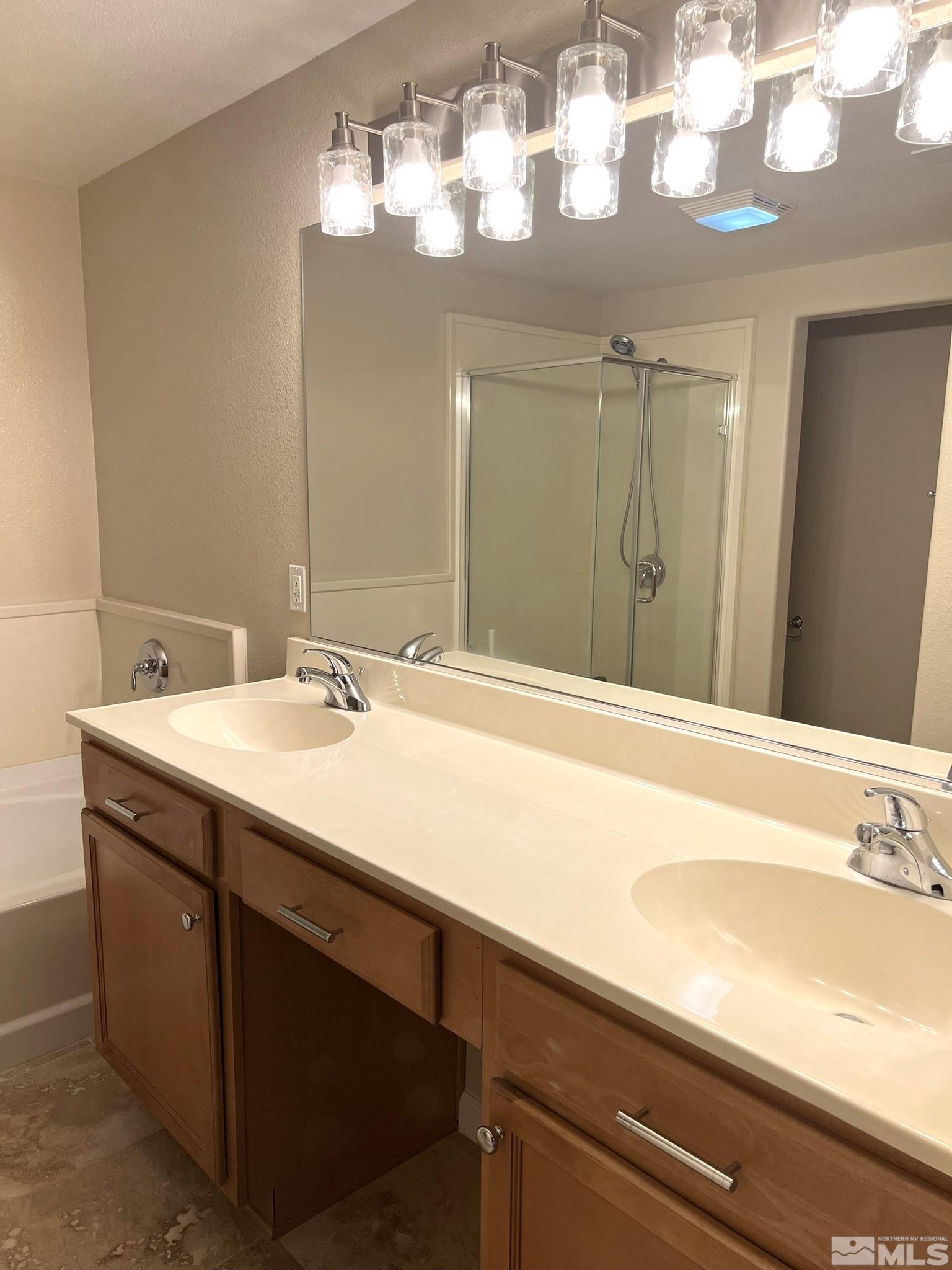 Photo #11: 250006139 Listing: Photo #11