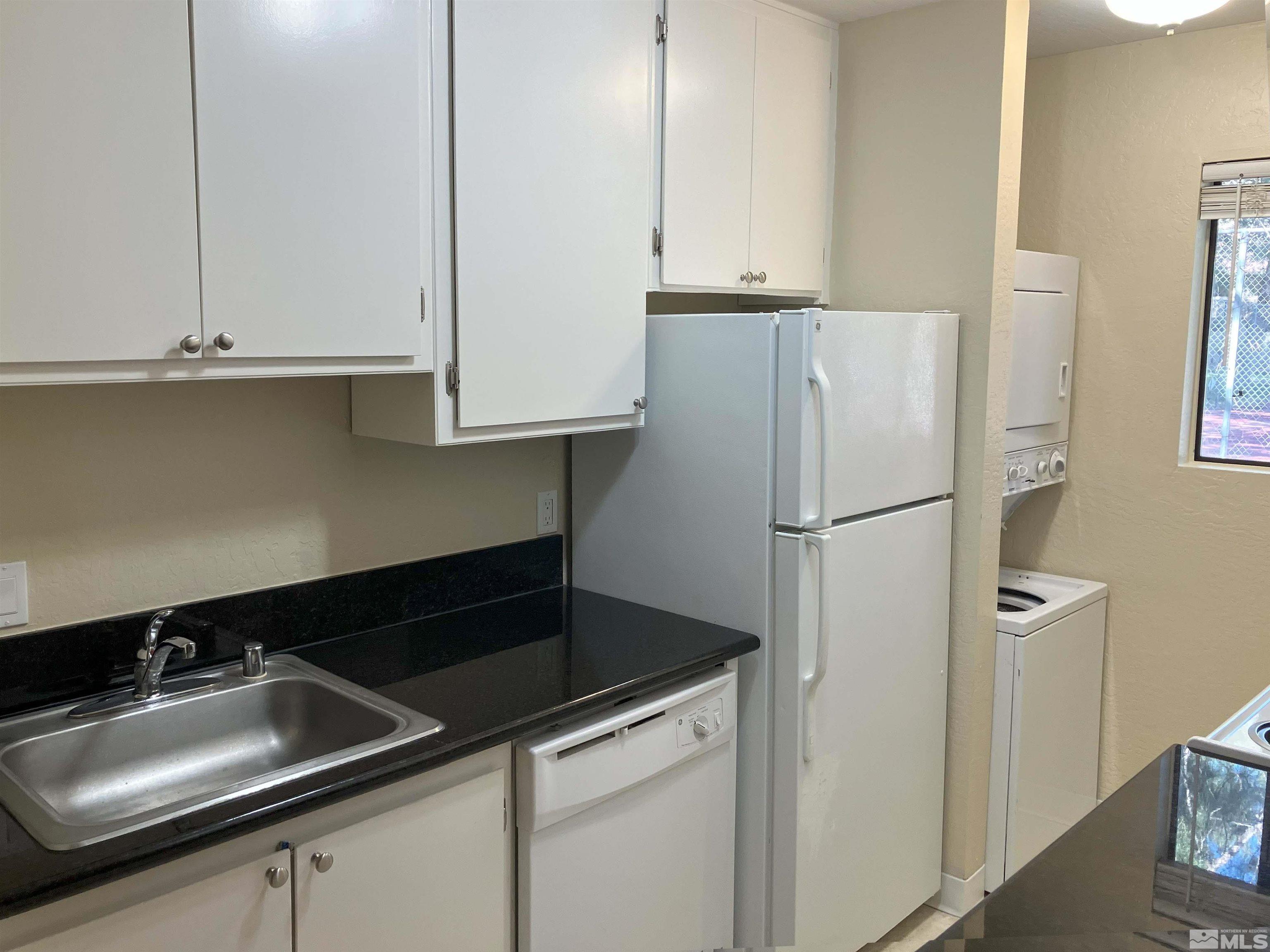 Photo #2: 250006162 Listing 