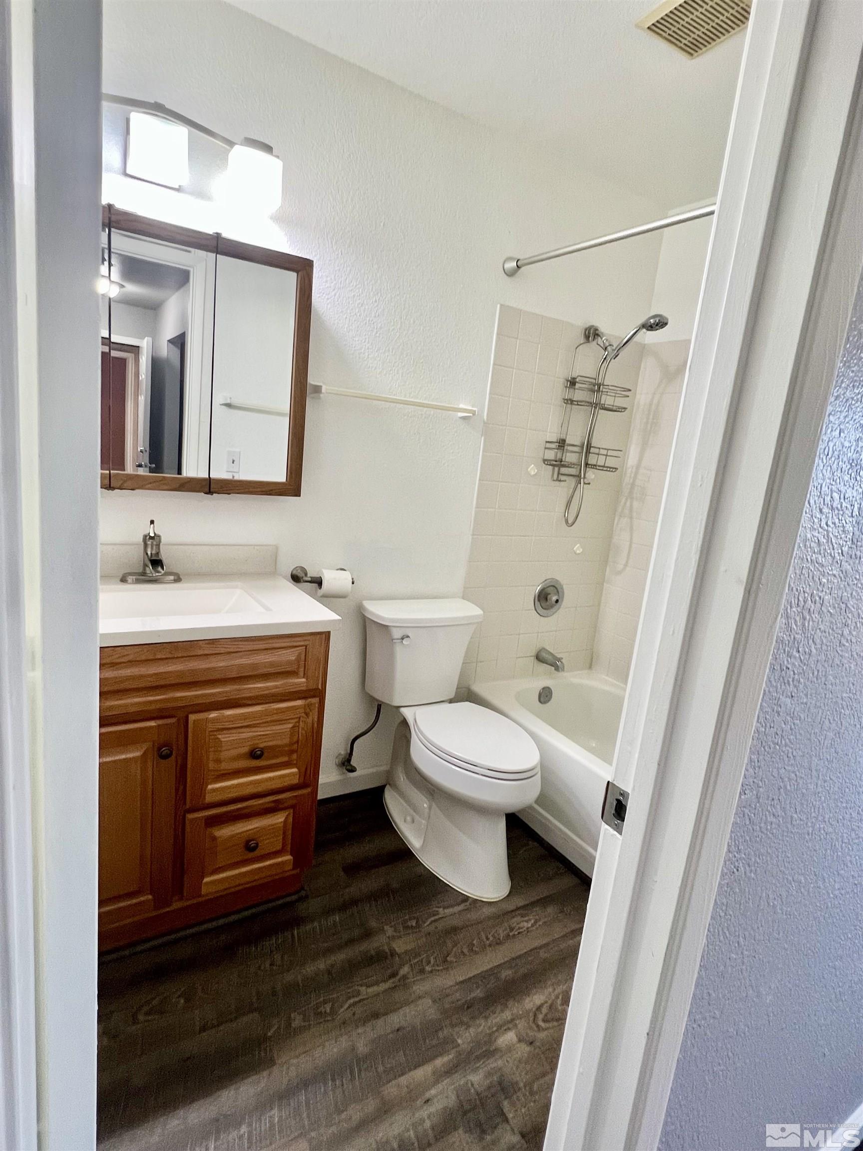 Photo #16: 250006188 Listing: Photo #16