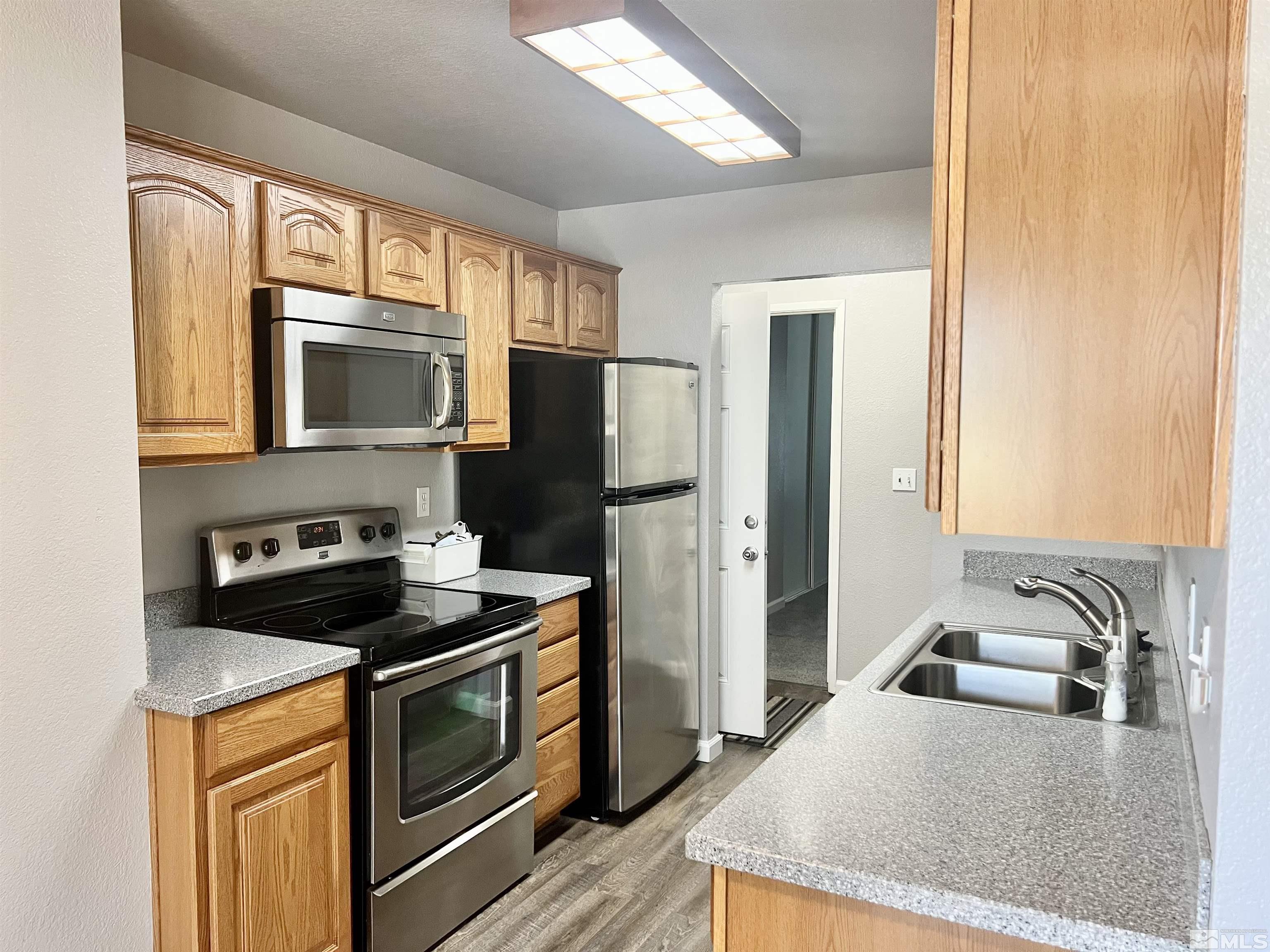 Photo #3: 250006188 Listing 