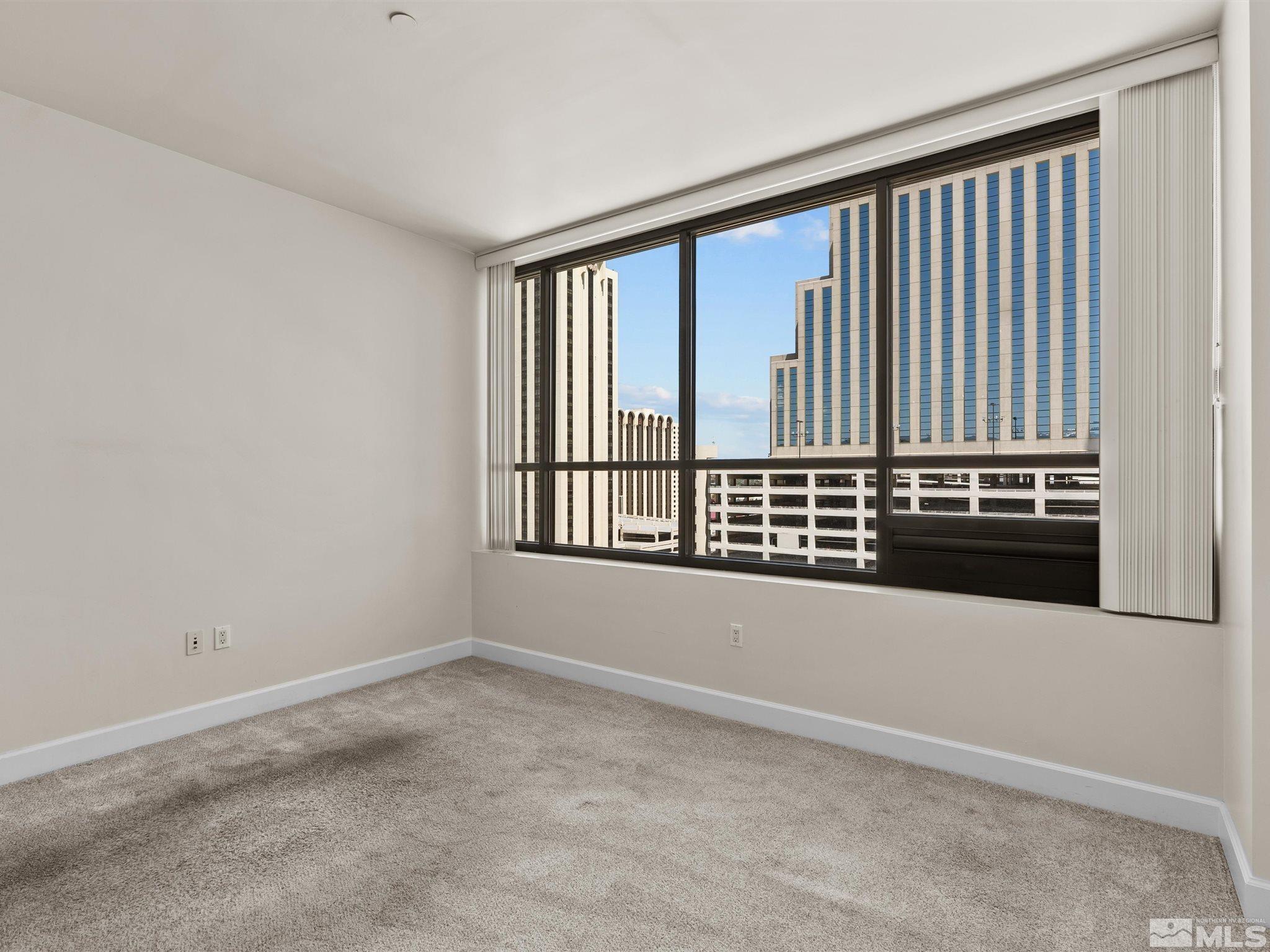 Photo #17: 250006341 Listing: Photo #17