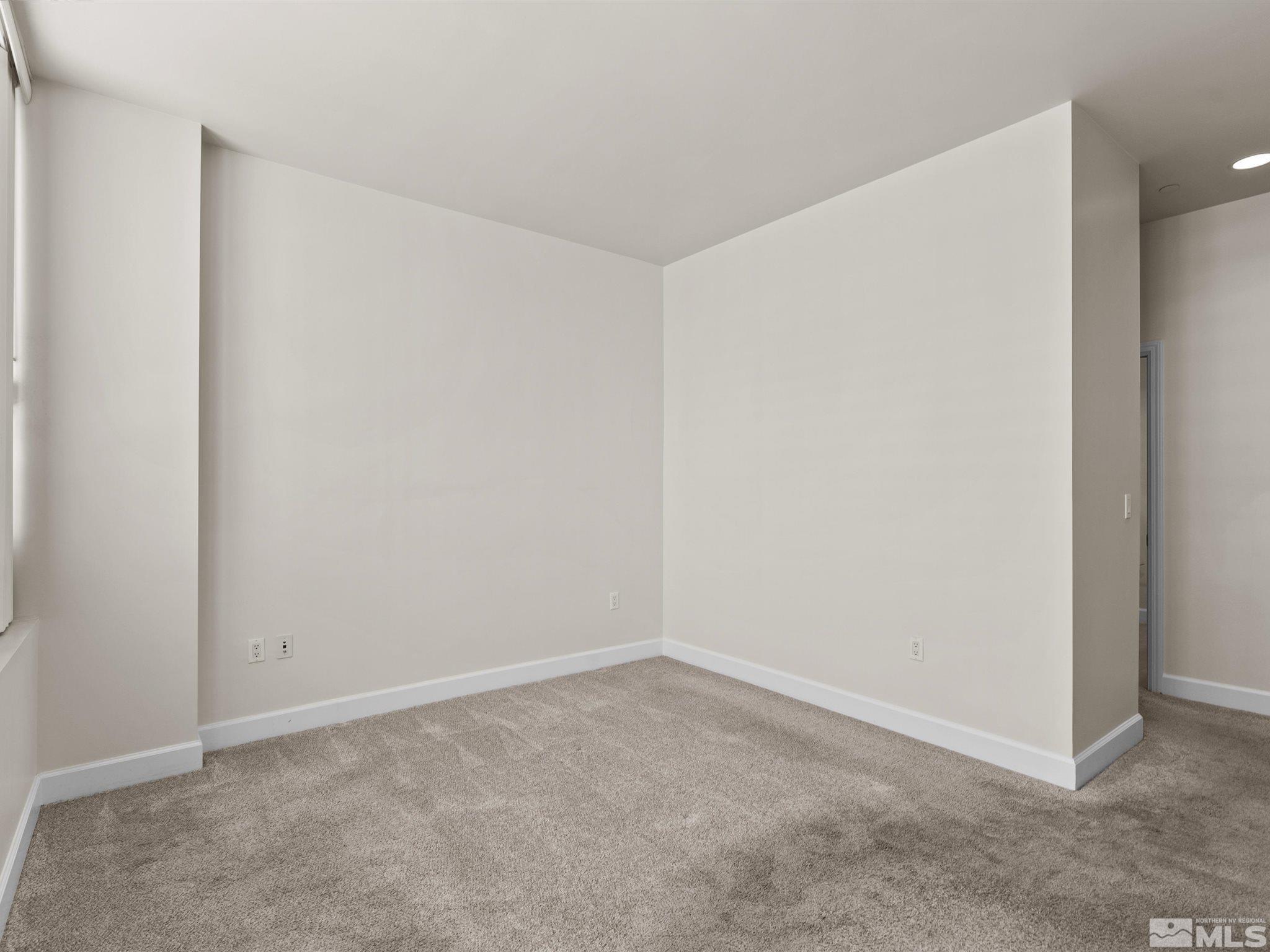 Photo #18: 250006341 Listing: Photo #18