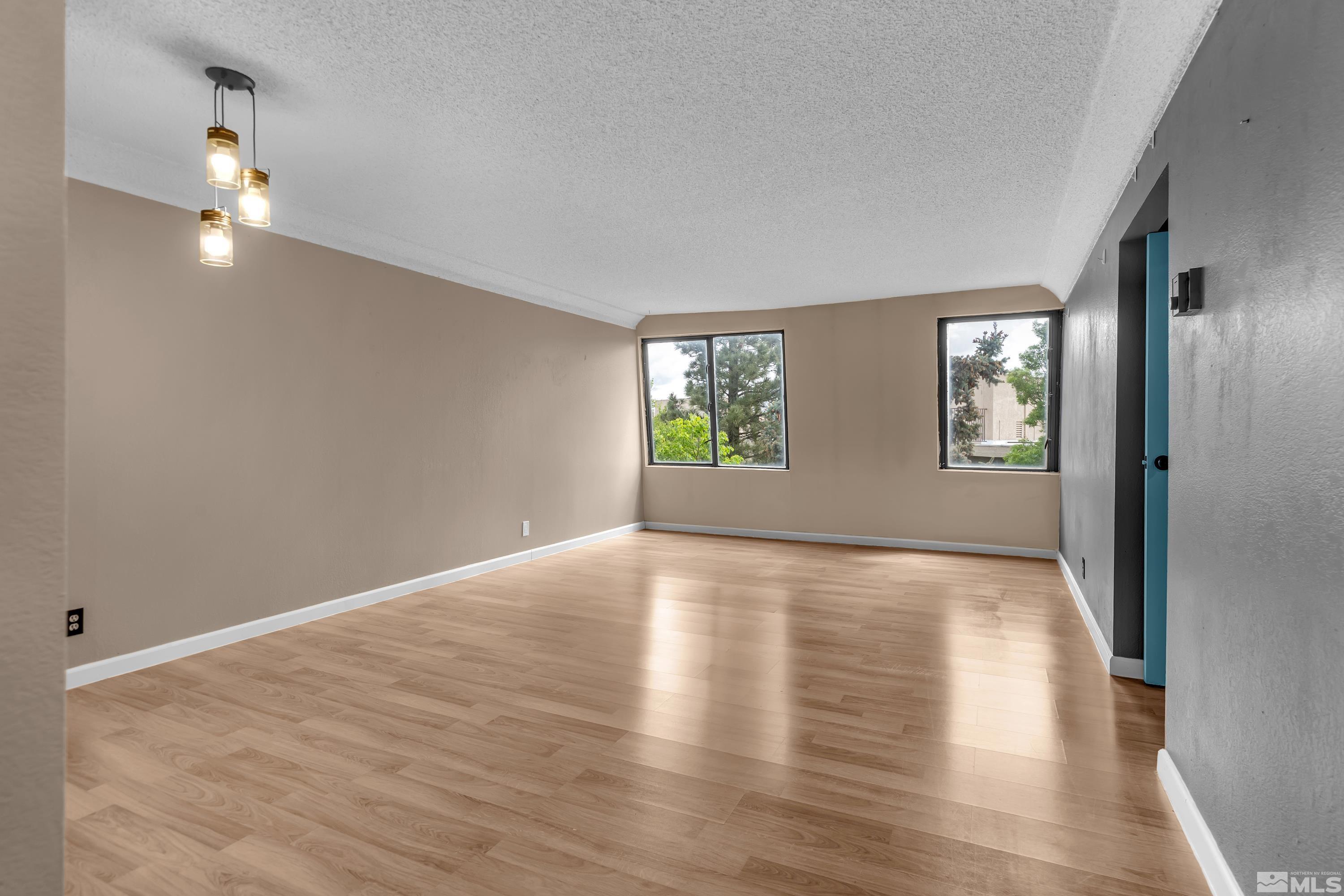 More Details about MLS # 250006401 : 119 VISTA RAFAEL